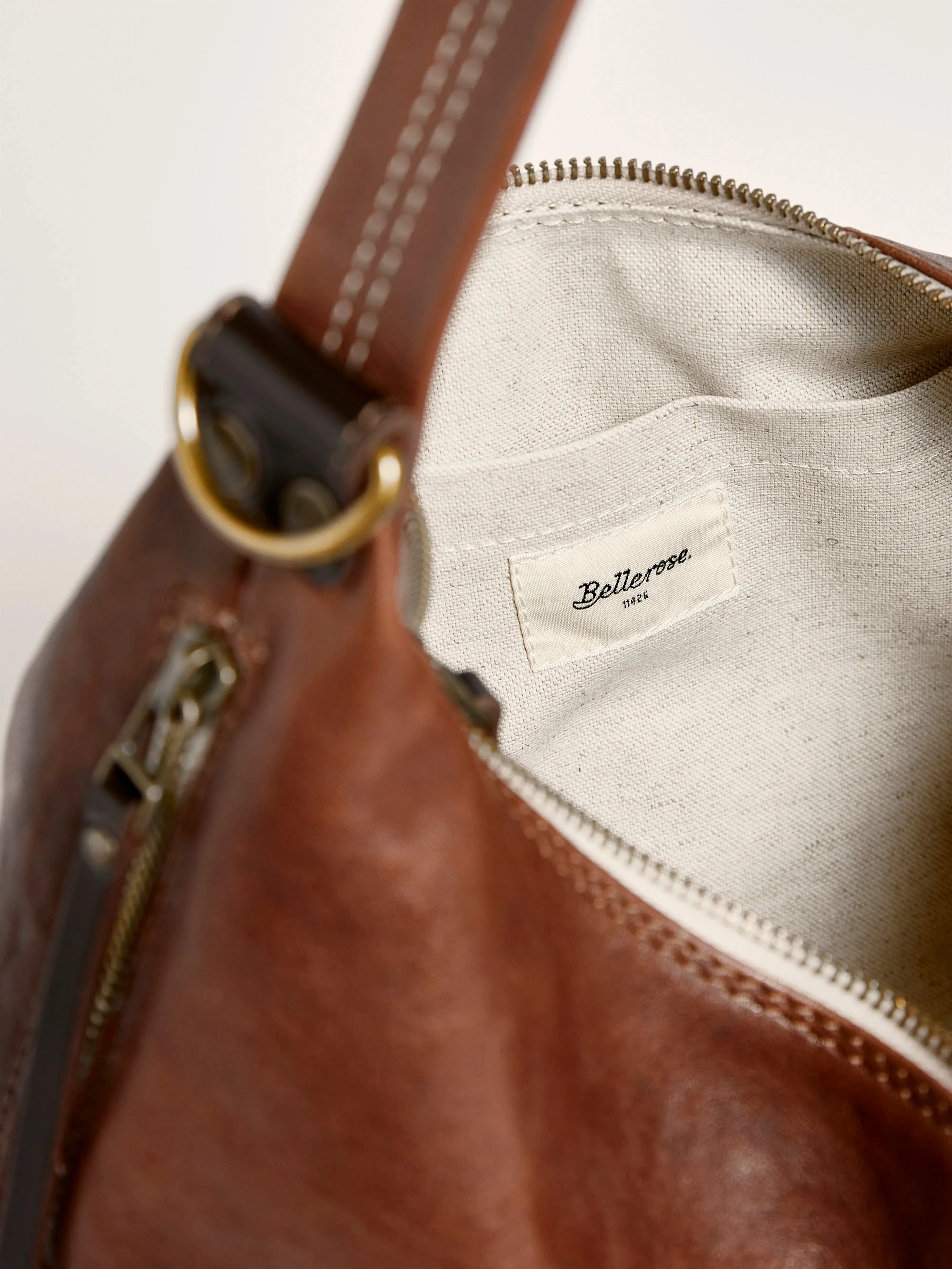 Souplex shoulder bag (242 / W / ECUREUIL) sold by Bellrose product image thumbnail 5