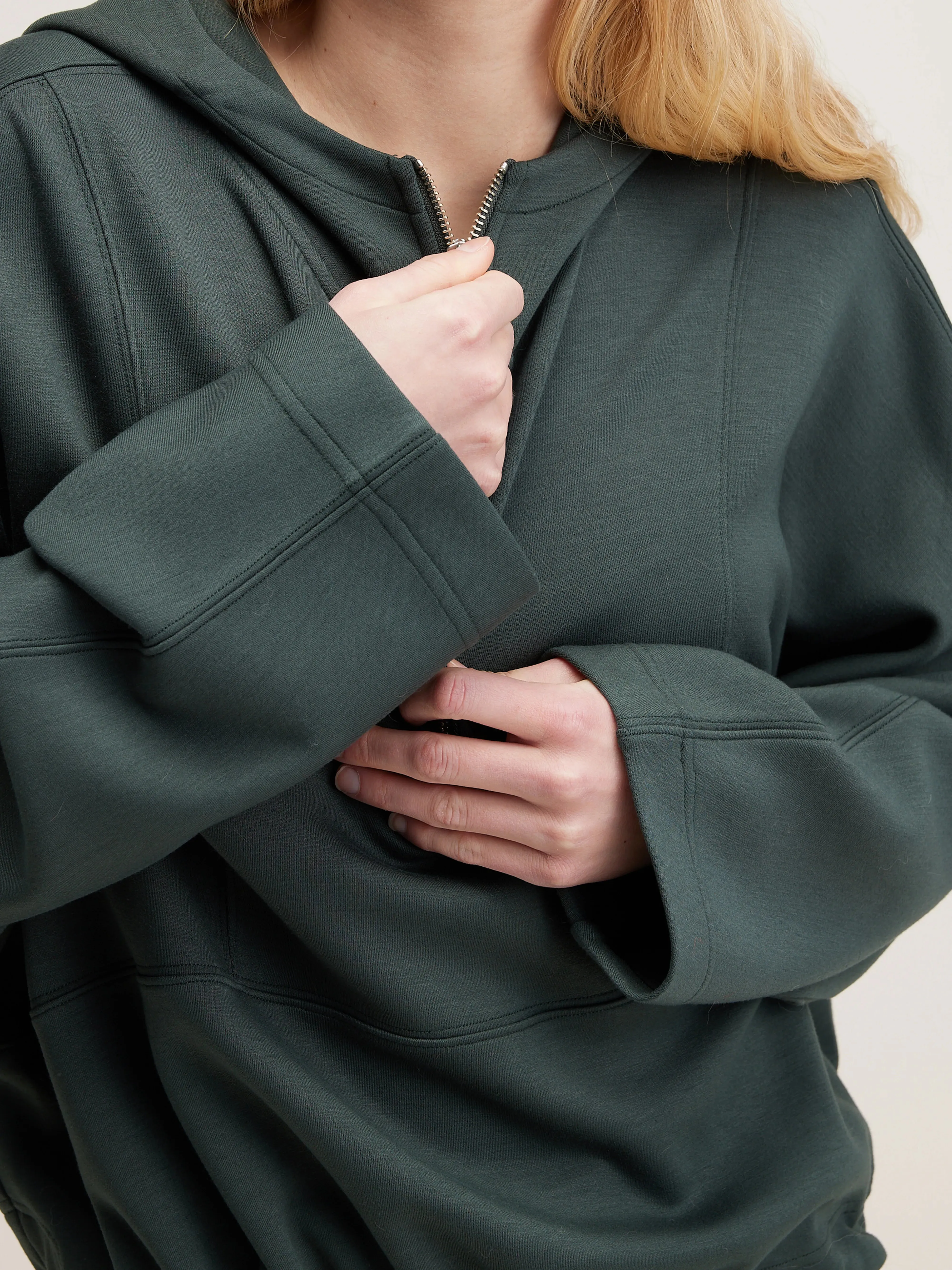 Tates wide-sleeve hoodie (242 / W / HUNTER) sold by Bellrose product image thumbnail 5