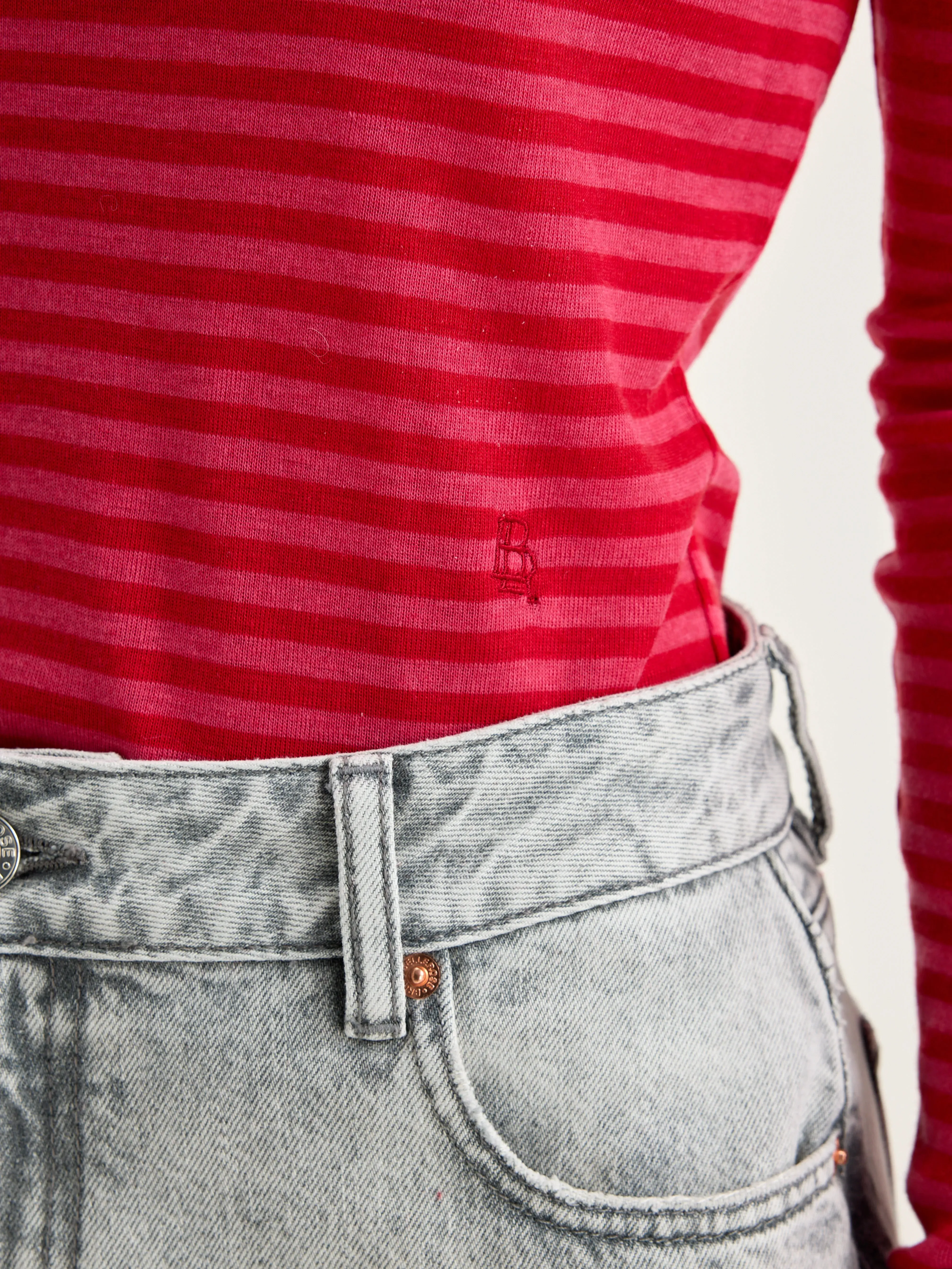 Veras slim t-shirt (242 / W / STRIPE A) sold by Bellrose product image thumbnail 5