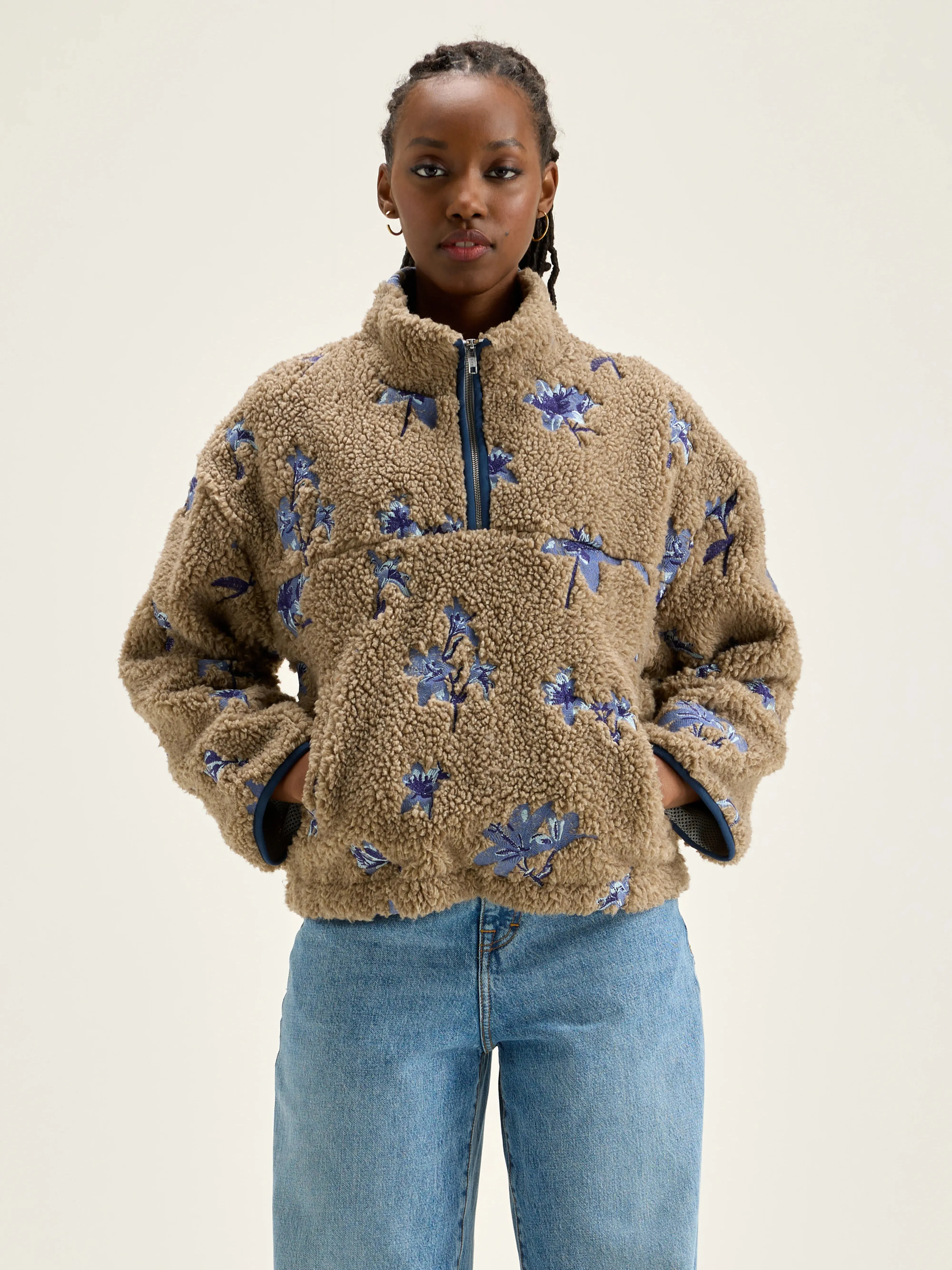 Nilou teddy sweatshirt (242 / W / COMBO B) sold by Bellrose product image thumbnail 2