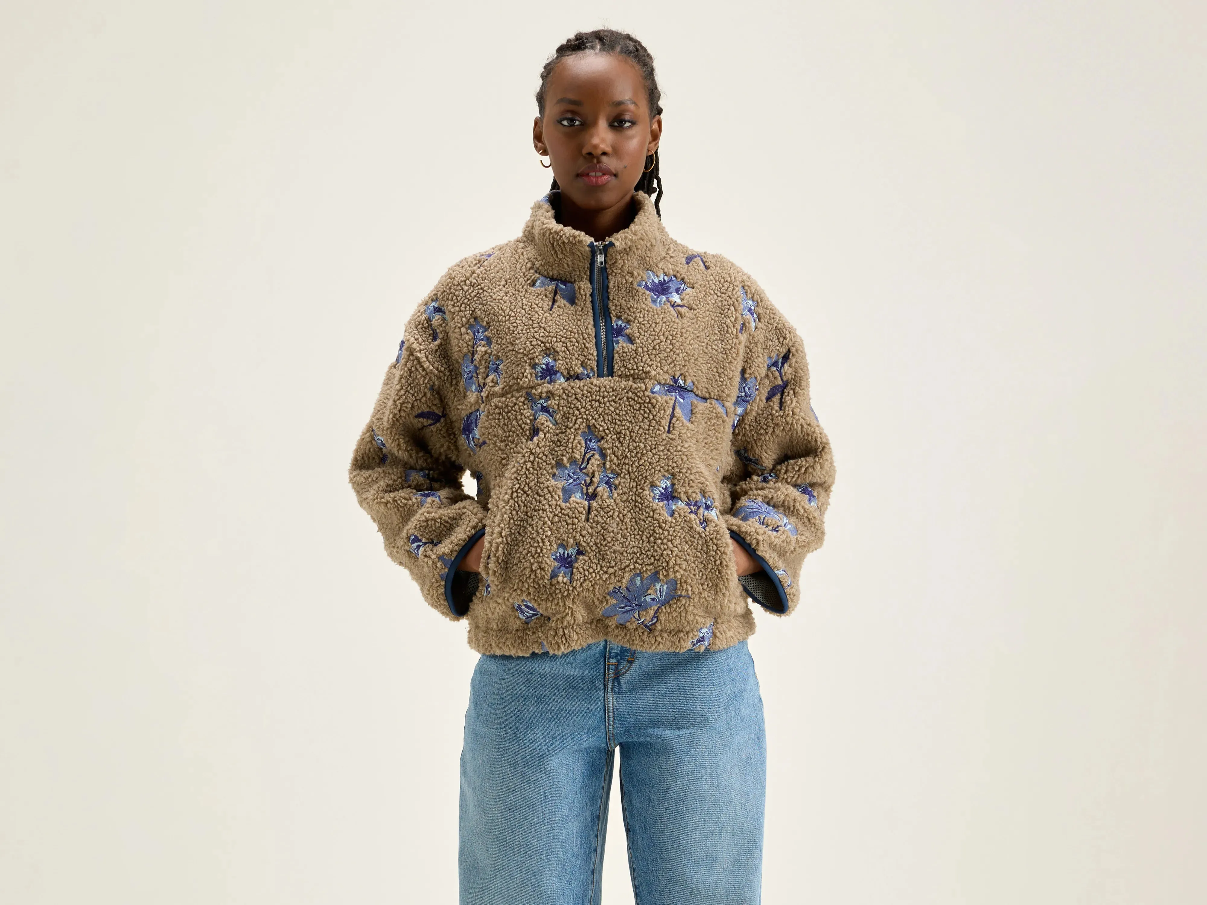 Nilou teddy sweatshirt (242 / W / COMBO B) sold by Bellrose