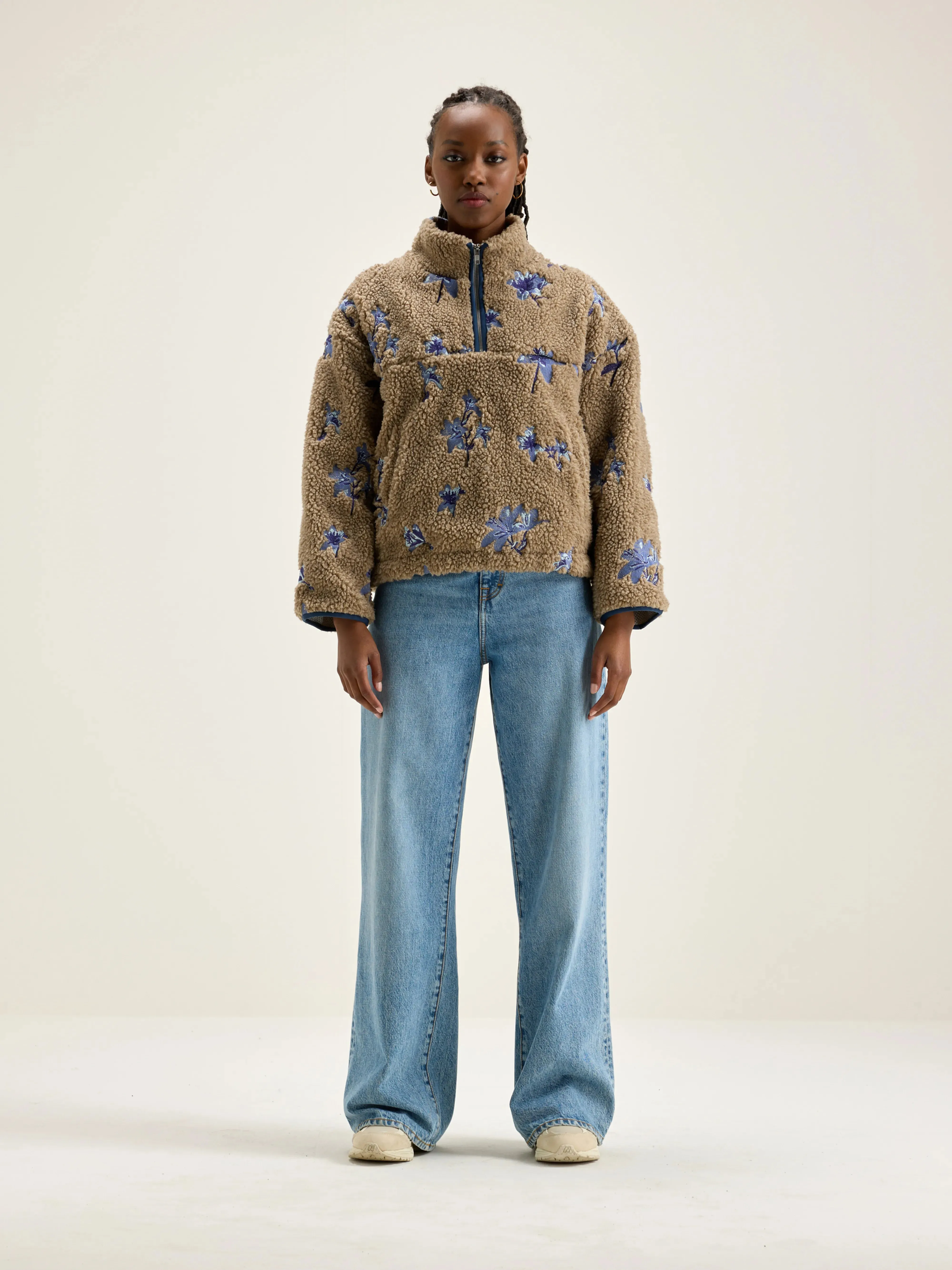 Nilou teddy sweatshirt (242 / W / COMBO B) sold by Bellrose product image thumbnail 3