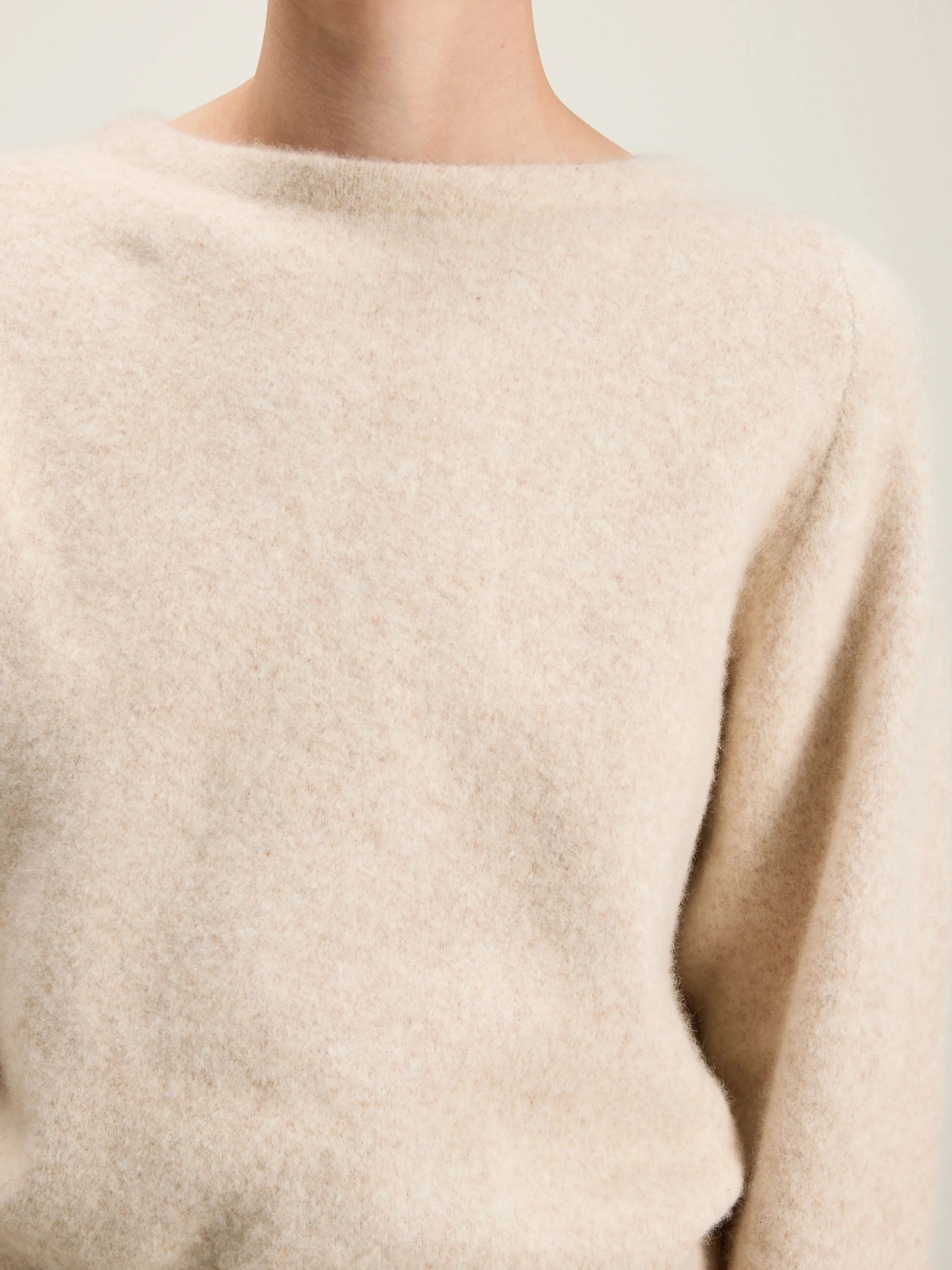 Deros round-neck sweater (242 / W / CREAM) sold by Bellrose product image thumbnail 5