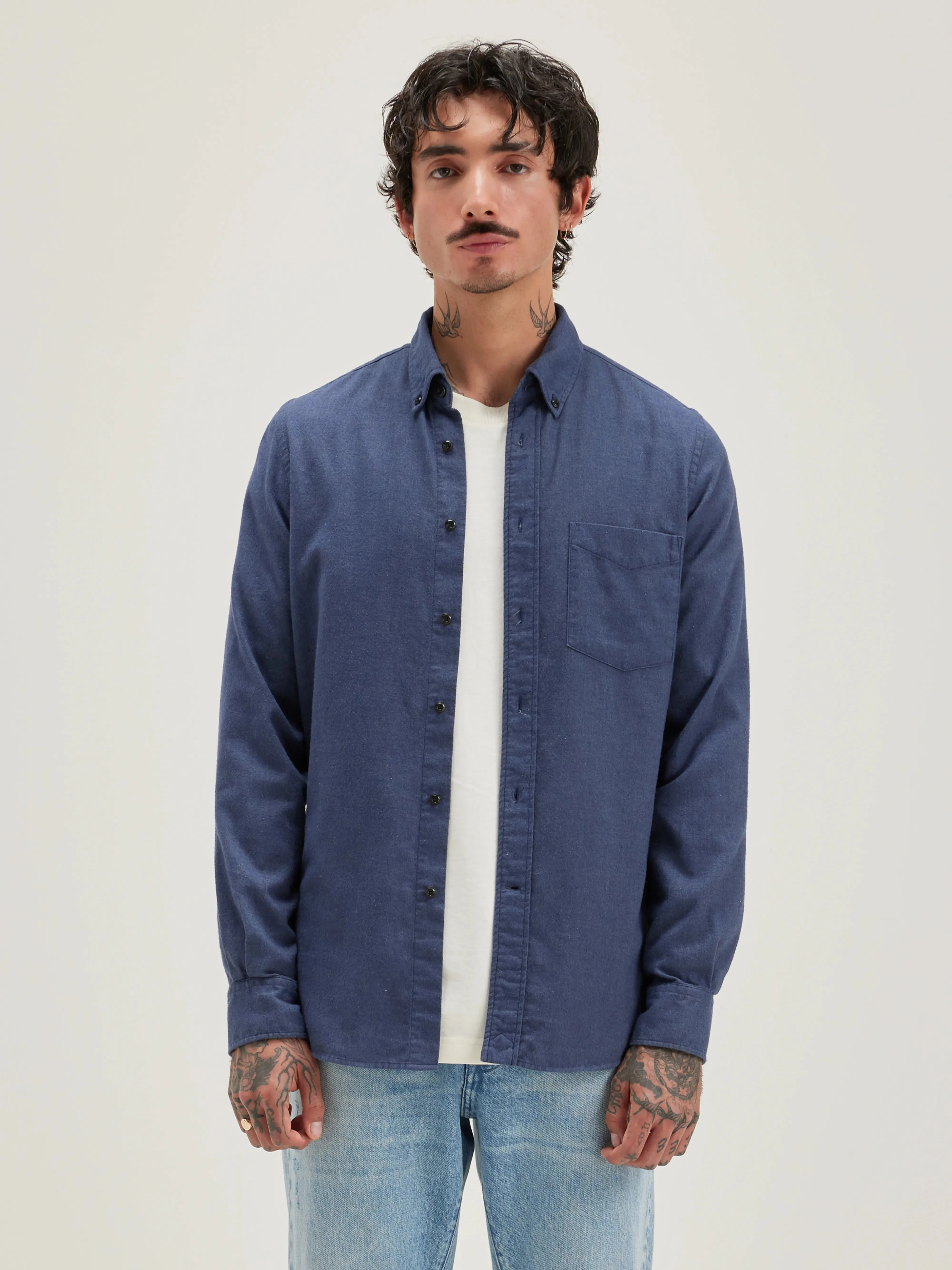 Mire slim shirt (242 / M / METAL BLUE) sold by Bellrose product image thumbnail 2