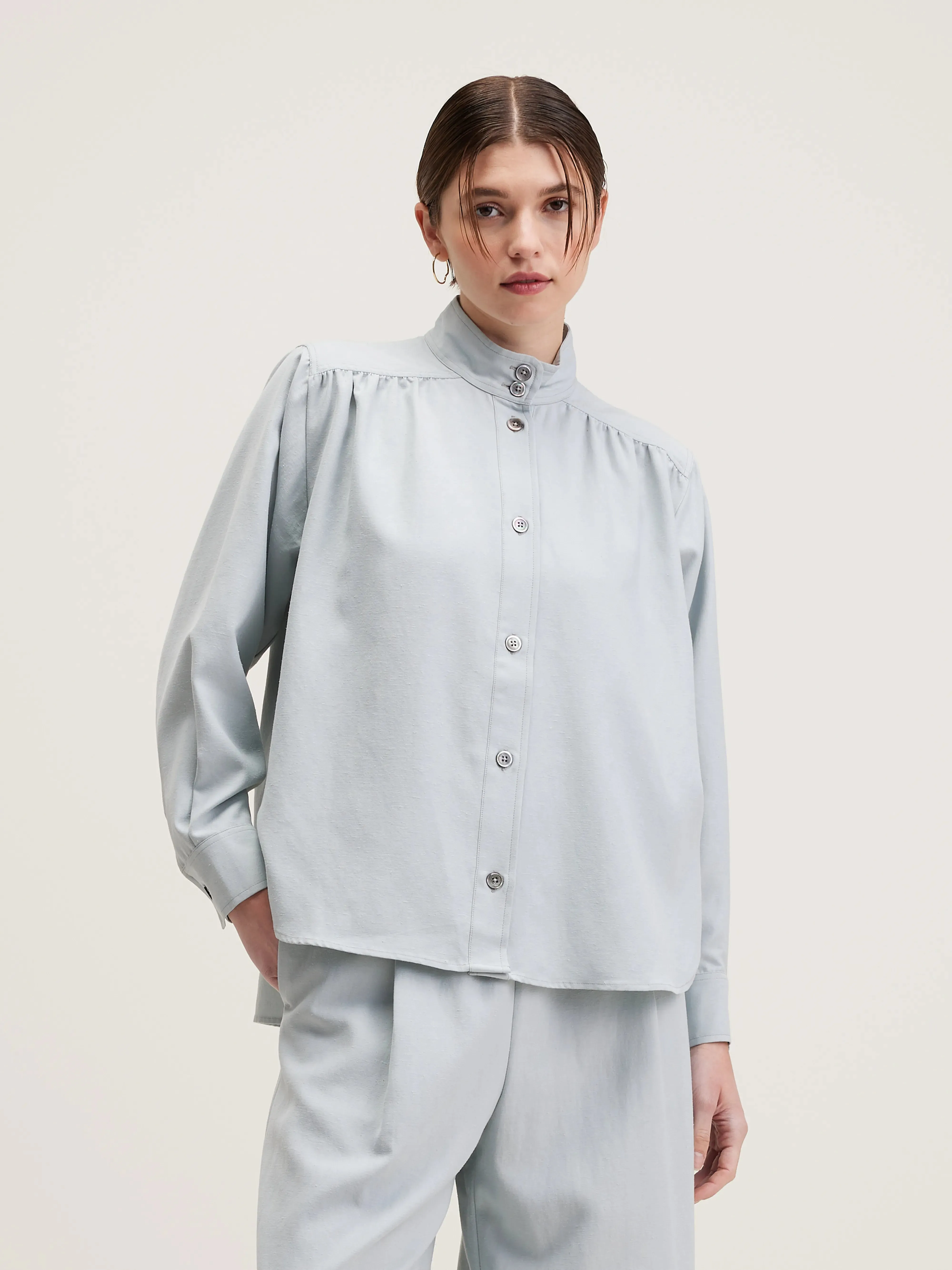 Peachy button-front blouse (242 / W / GIVRE) sold by Bellrose product image thumbnail 2