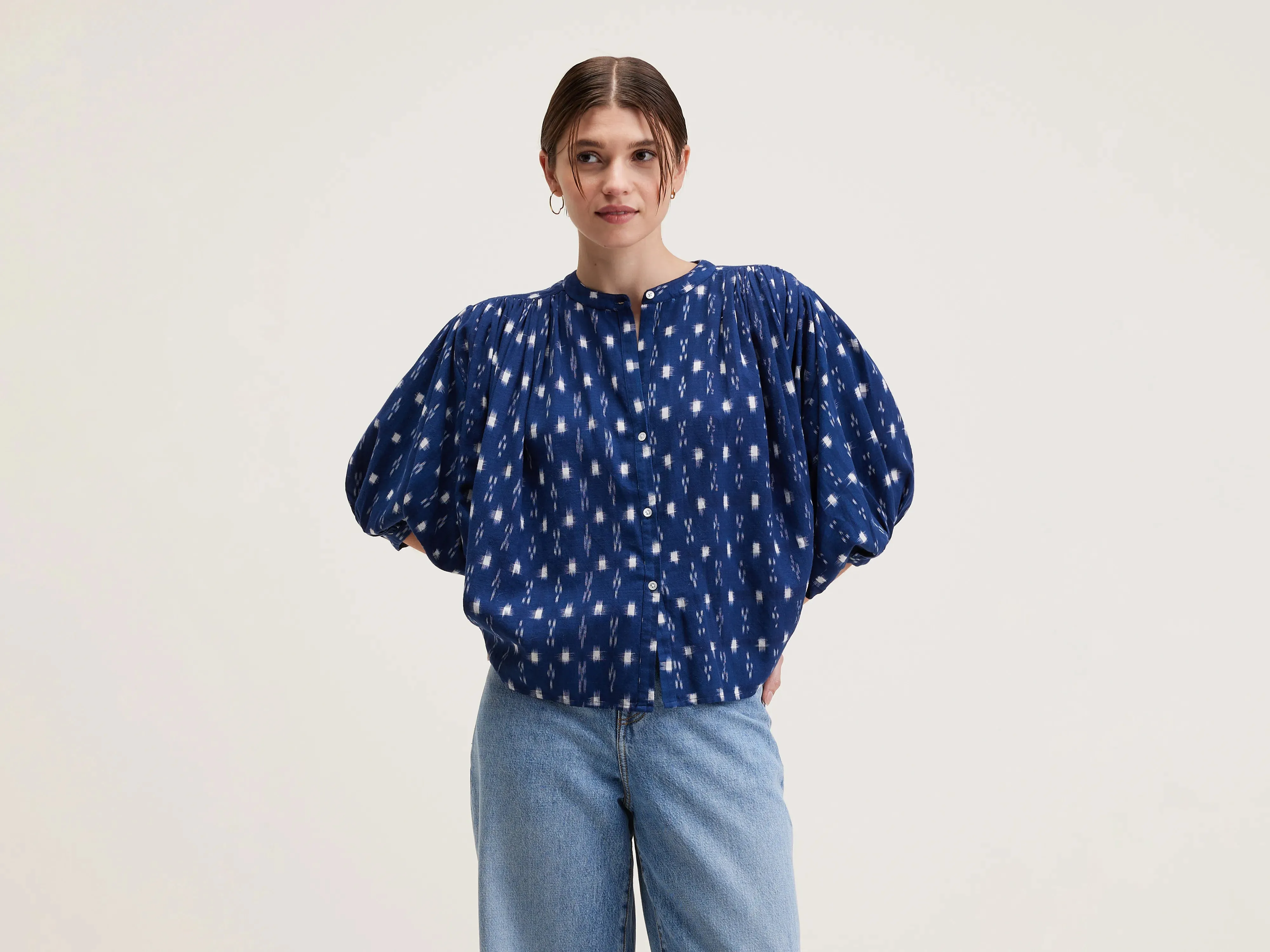 Ink cropped blouse (242 / W / COMBO A) sold by Bellrose