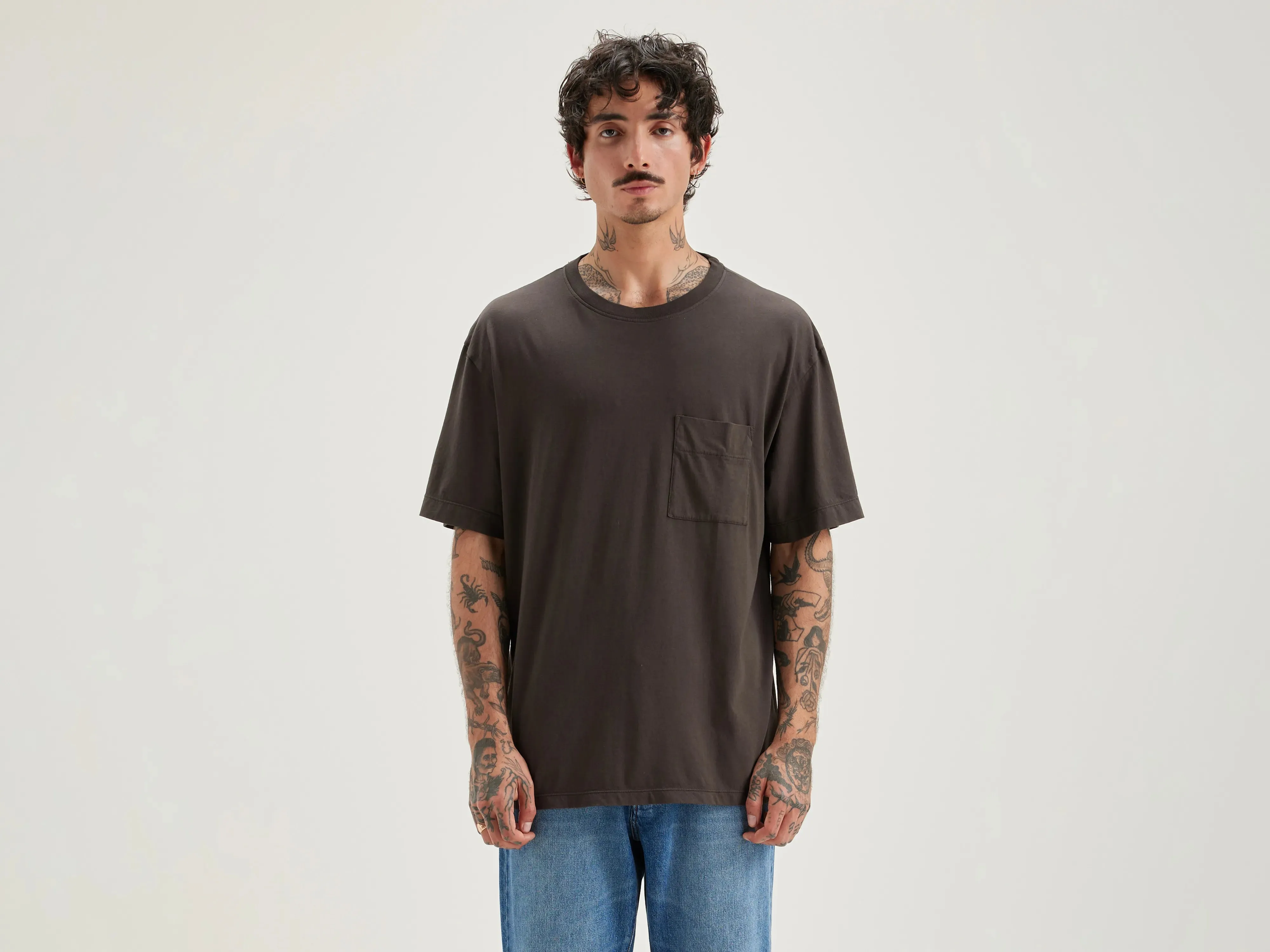 Vanick short-sleeve t-shirt (242 / M / DEEP GREY) sold by Bellrose