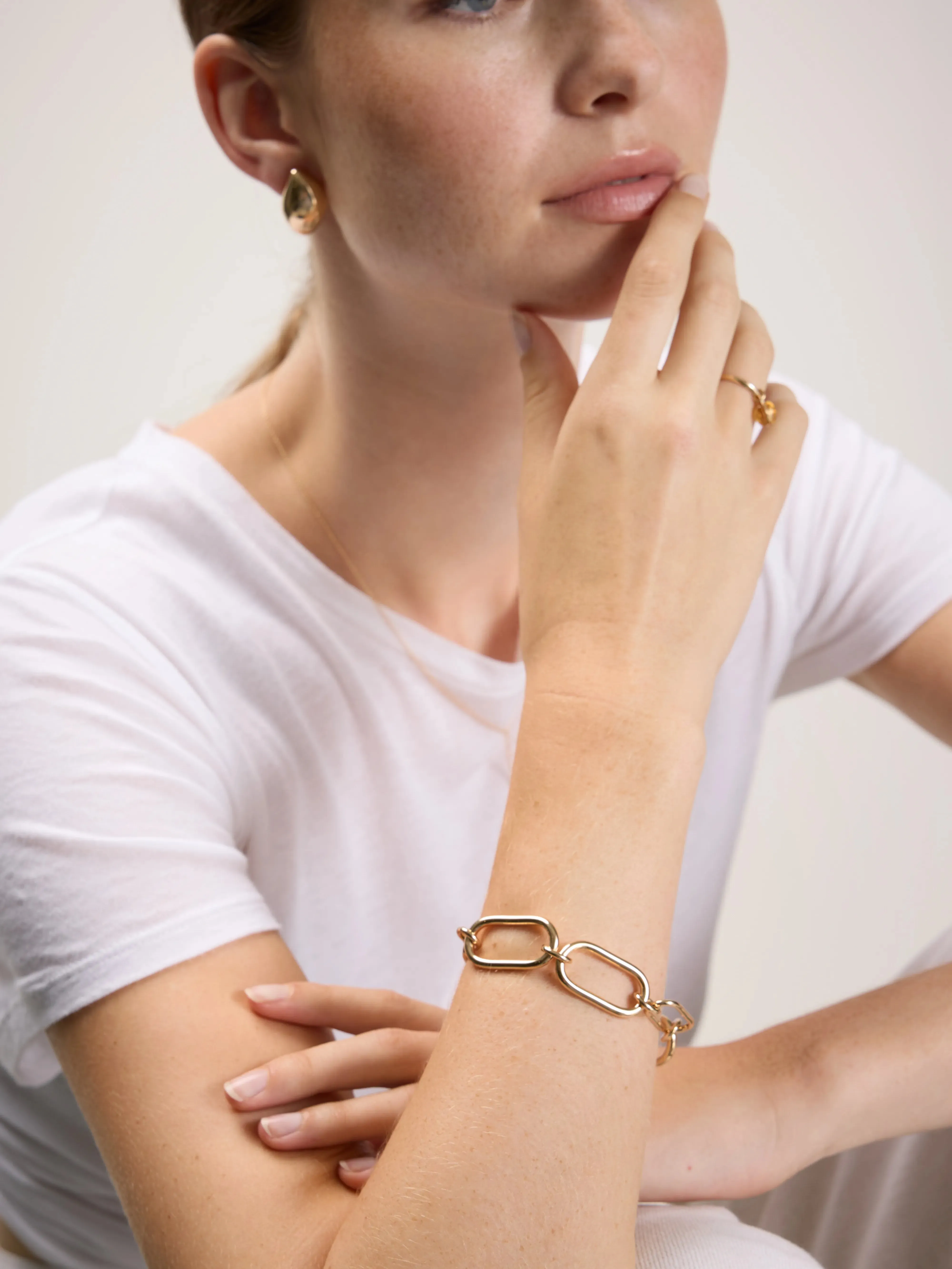 Bold Chain Bracelet (242 / W / GOLD) sold by Bellrose product image thumbnail 3