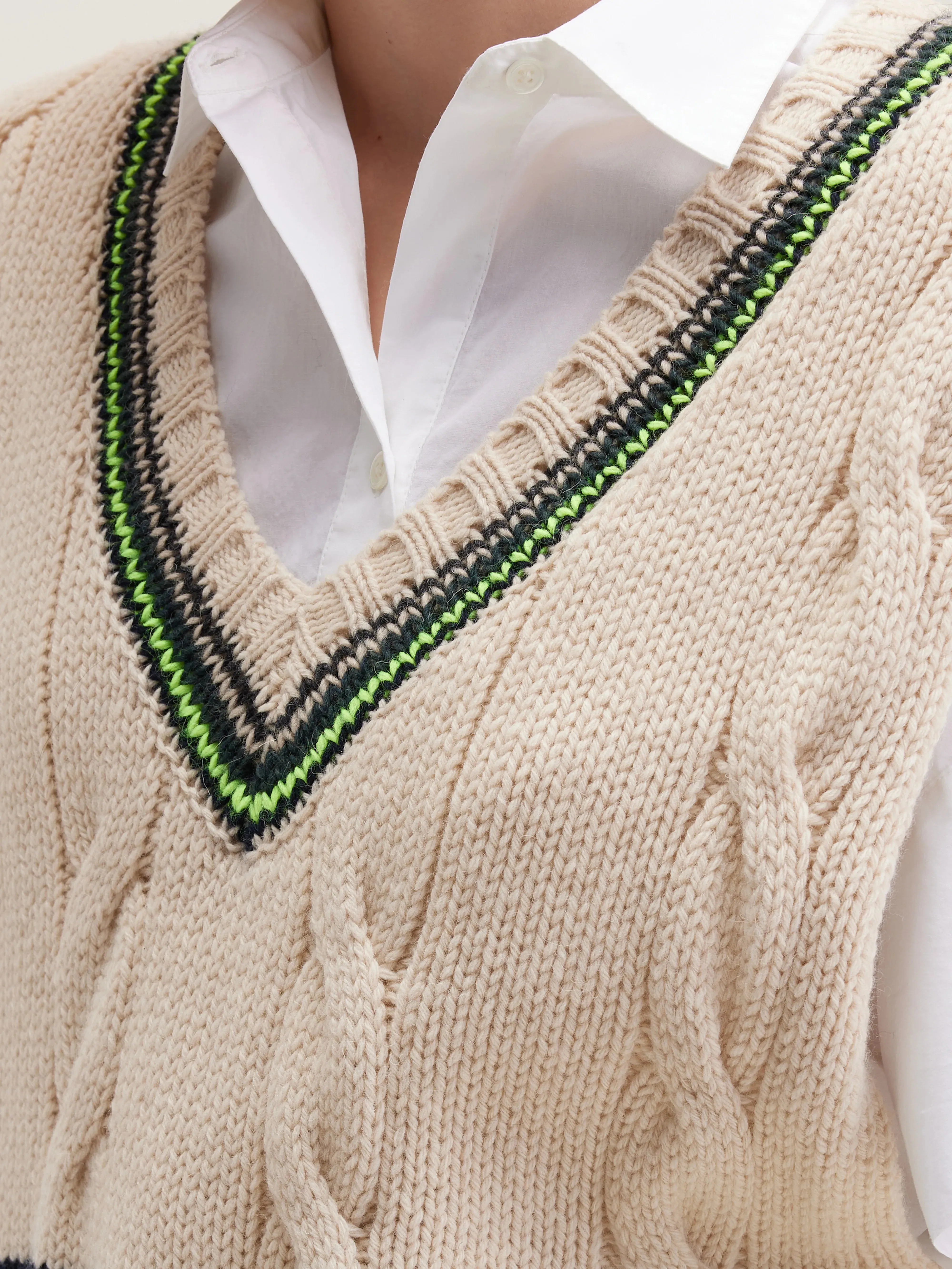 Asno sleeveless sweater (242 / W / IVORY) sold by Bellrose product image thumbnail 5