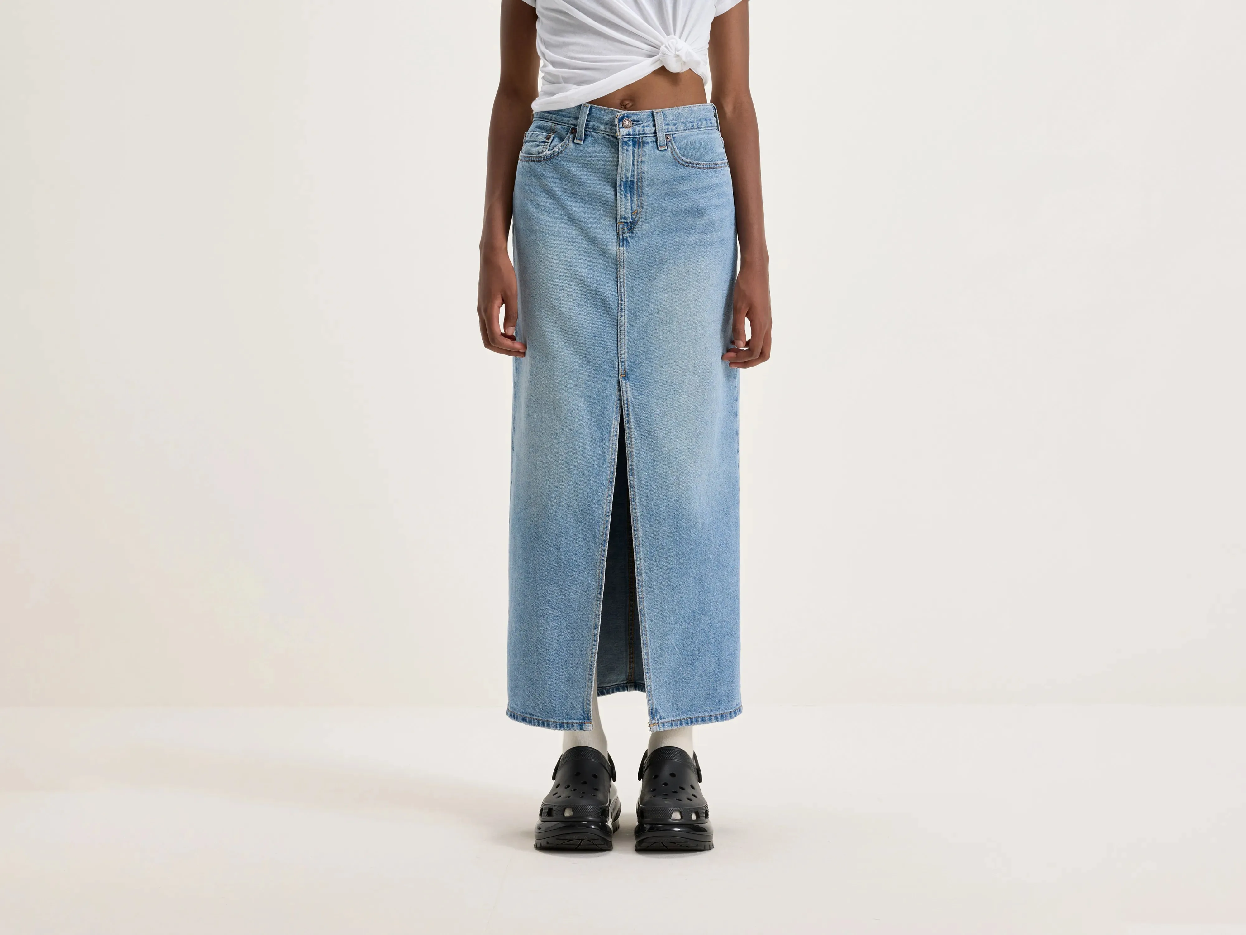 Ankle Column Skirt (242 / W / LT STONE WASH) sold by Bellrose