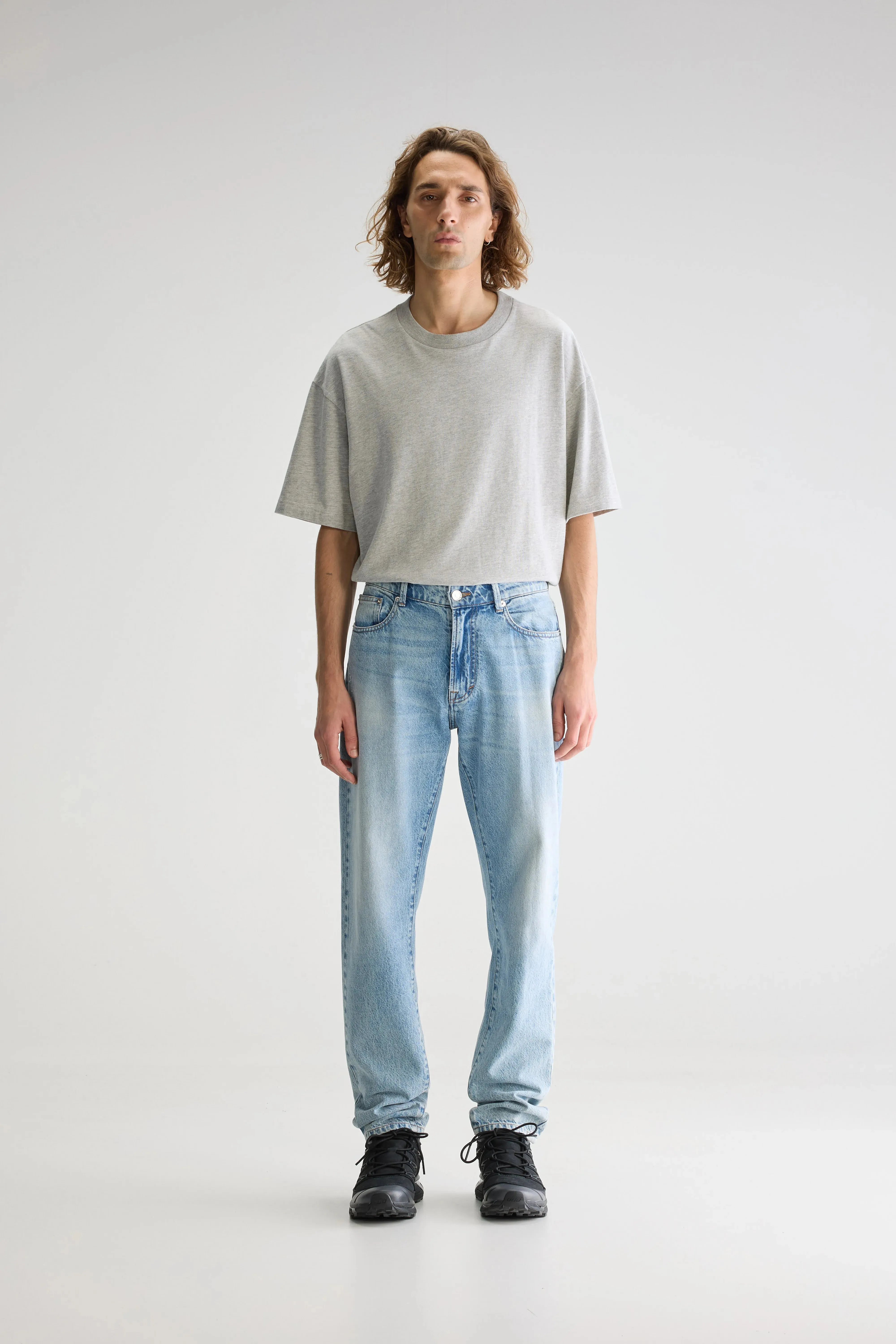 Denim N. 04 tapered jeans (251 / M / LT BLUE BLEACH) sold by Bellrose product image thumbnail 2