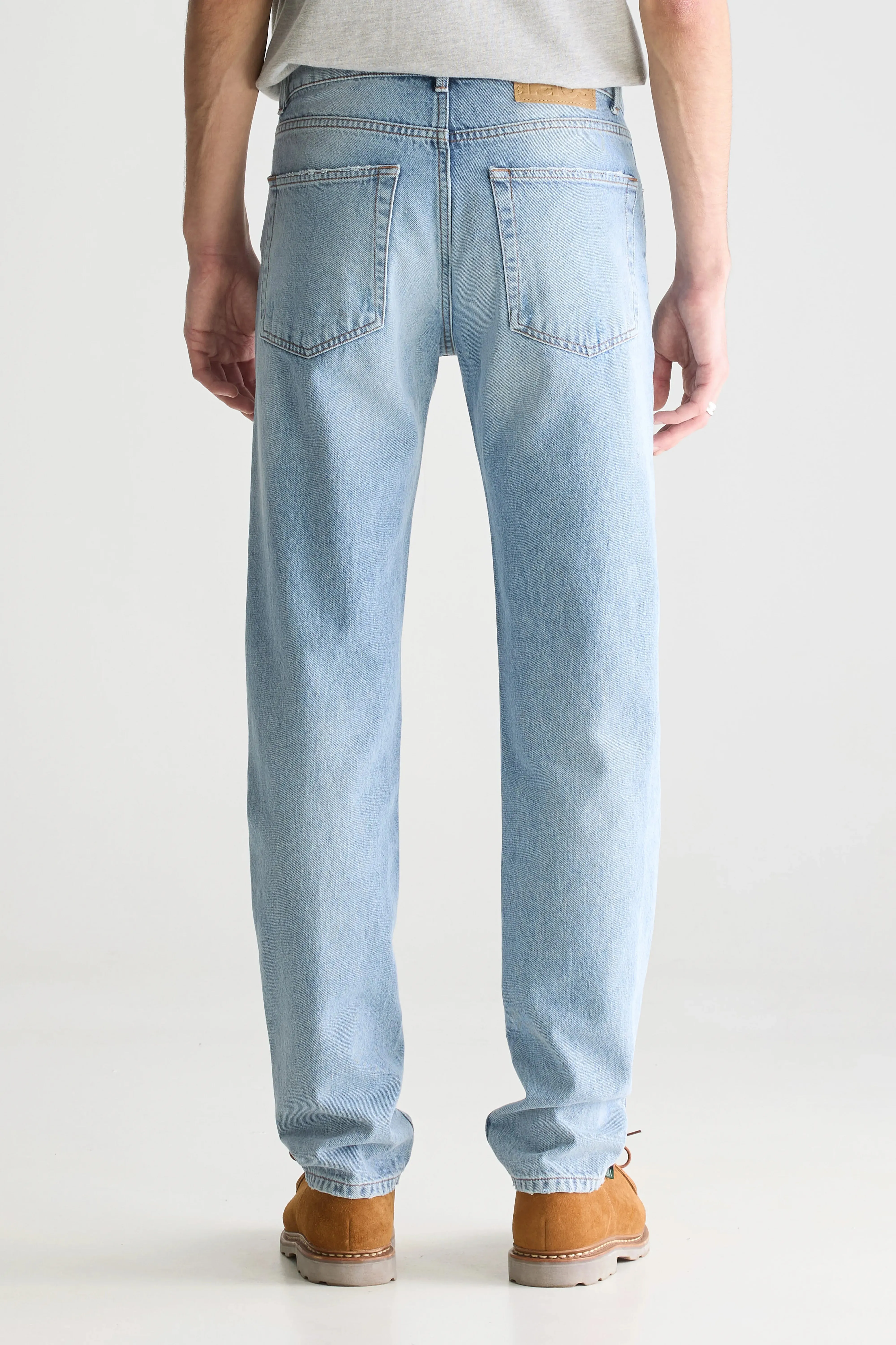 Denim N. 04 tapered jeans (251 / M / LT BLUE BLEACH) sold by Bellrose product image thumbnail 4