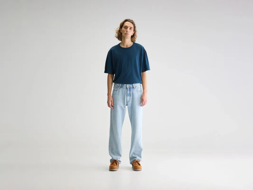 Denim N. 09 straight jeans (251 / M / USED LT BLUE) sold by Bellrose