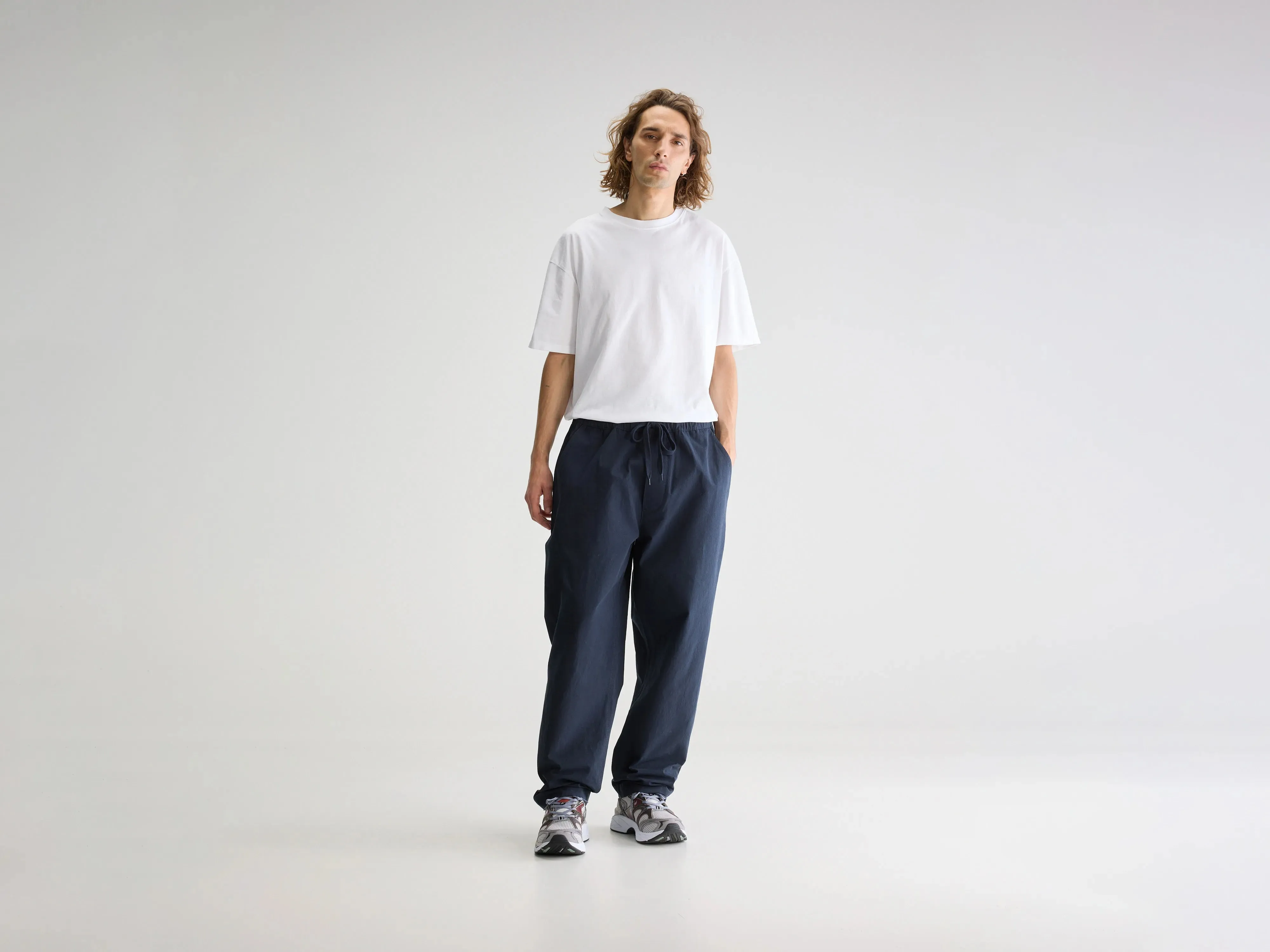 Julius baggy trousers (251 / M / NAVY) sold by Bellrose