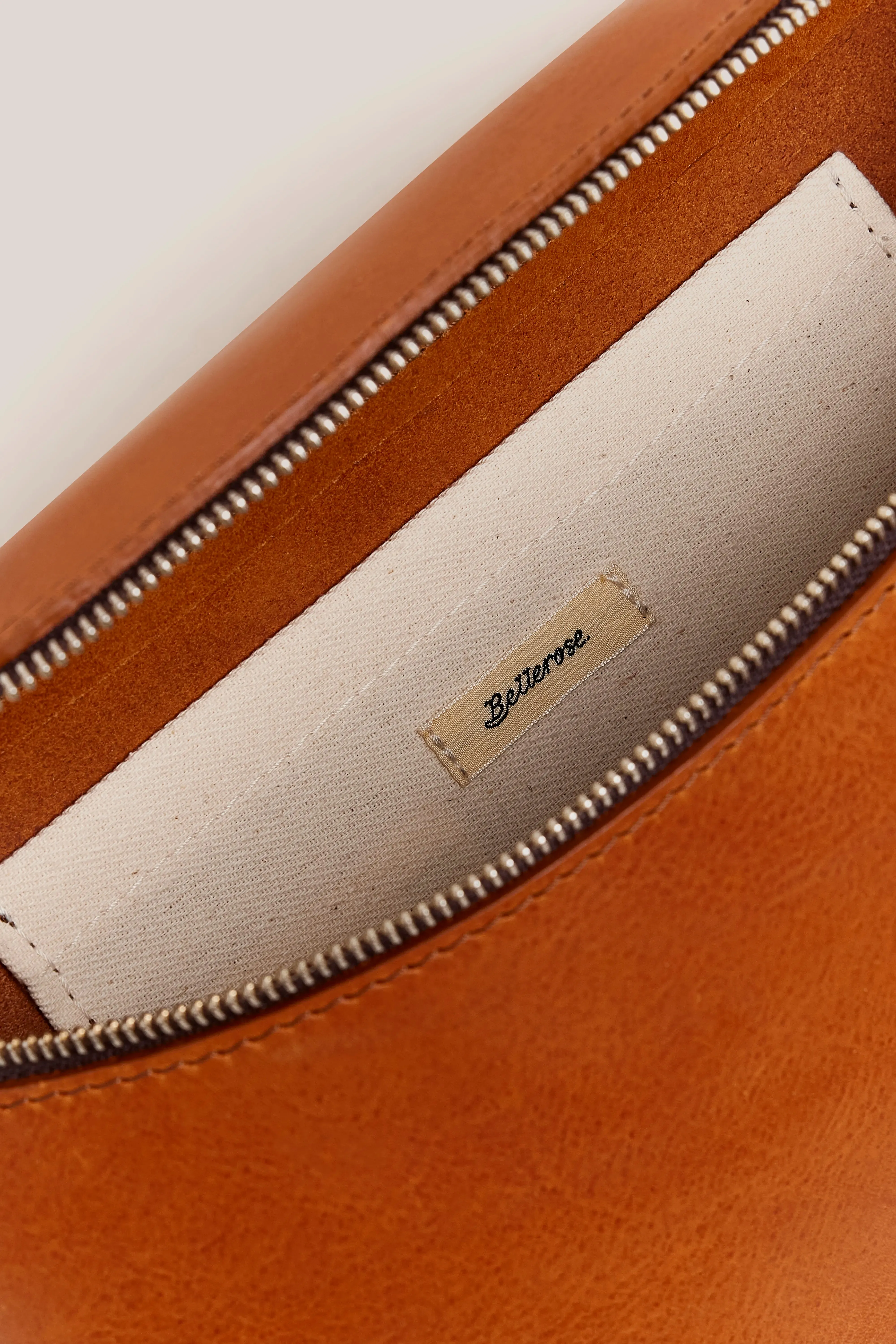 Sorie sling bag (251 / M / COGNAC) sold by Bellrose product image thumbnail 4