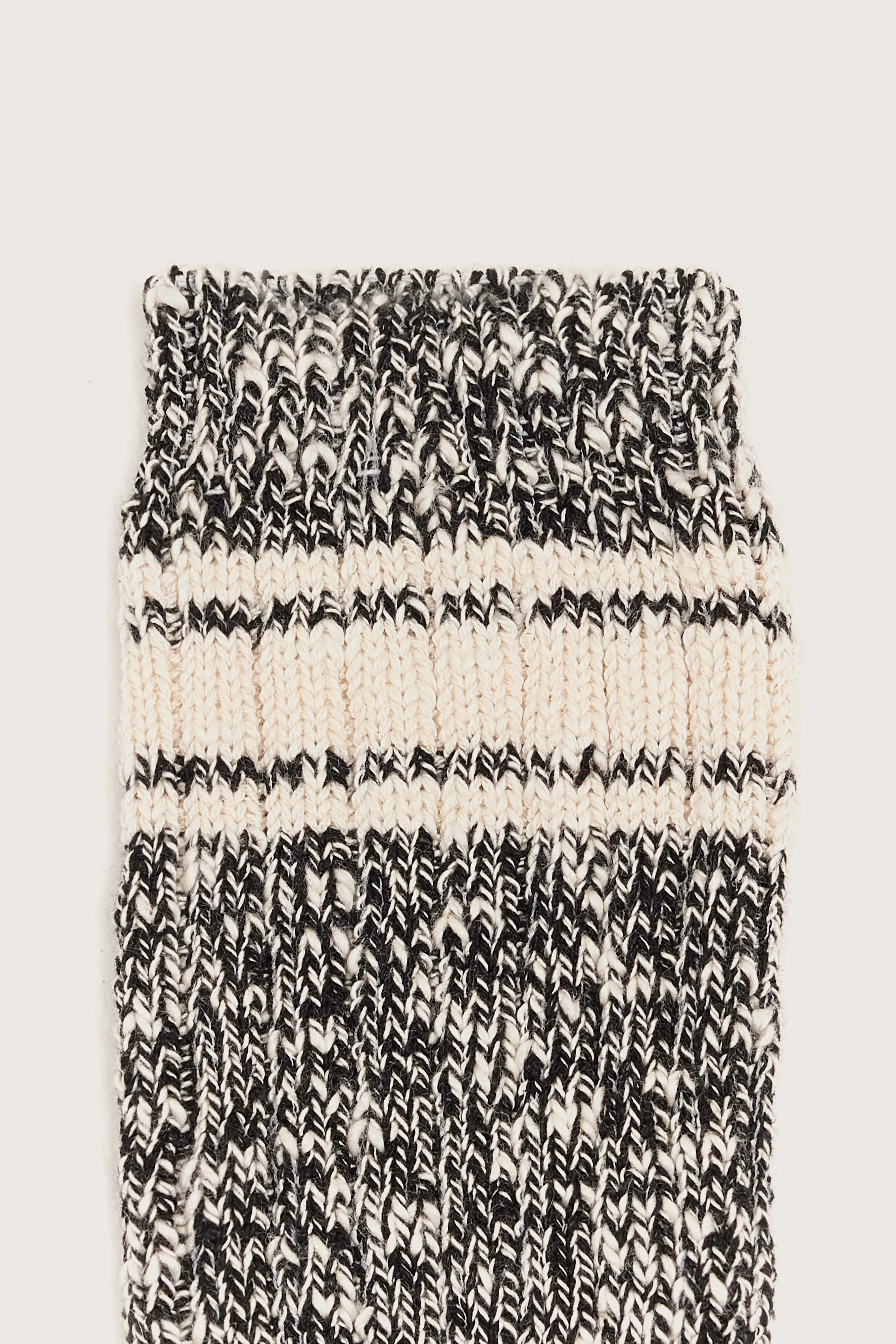 Varem classic socks (251 / M / BLACK BEAUTY) sold by Bellrose product image thumbnail 3