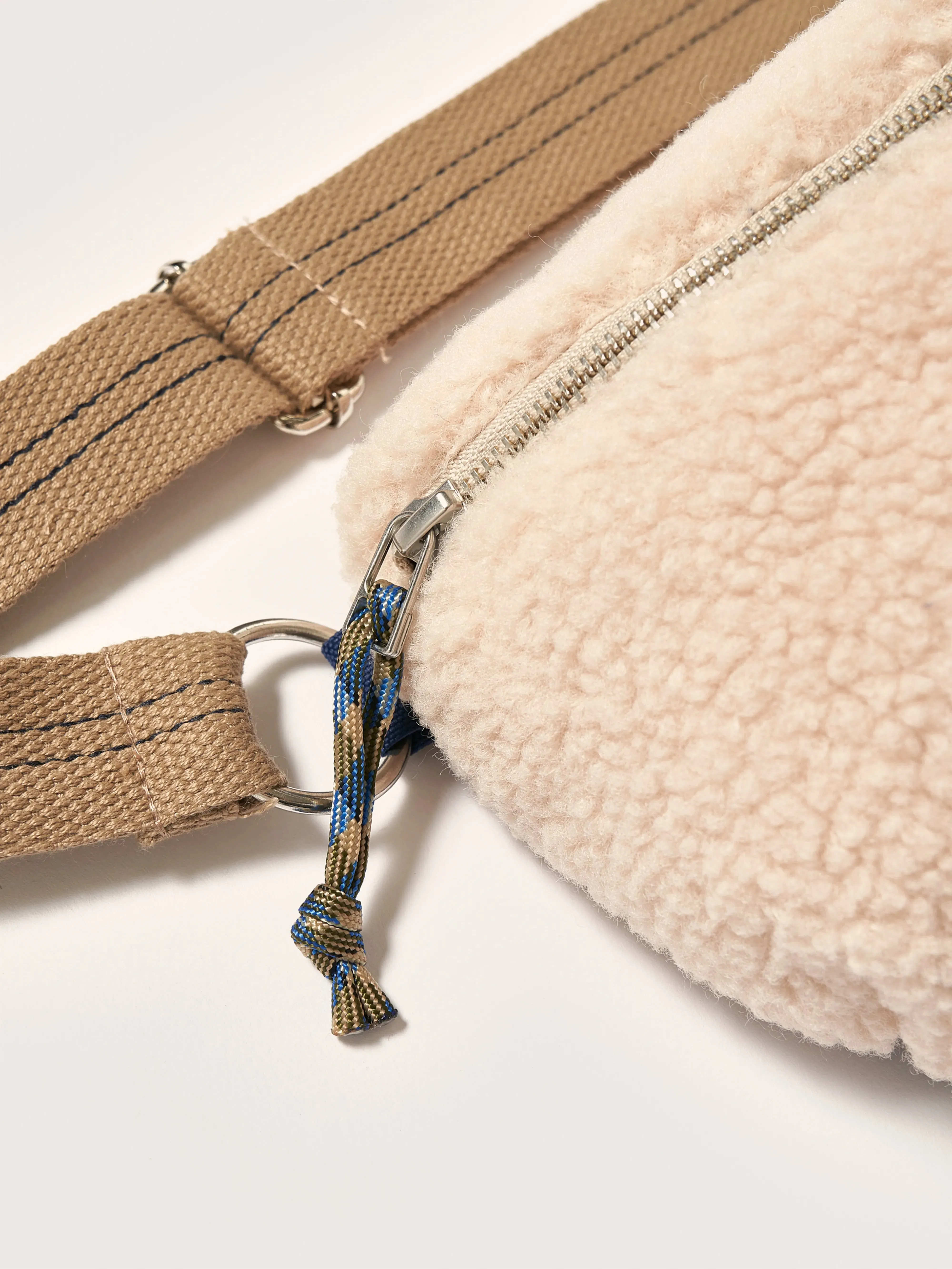 Hosie sling bag (242 / W / SHELL) sold by Bellrose product image thumbnail 4