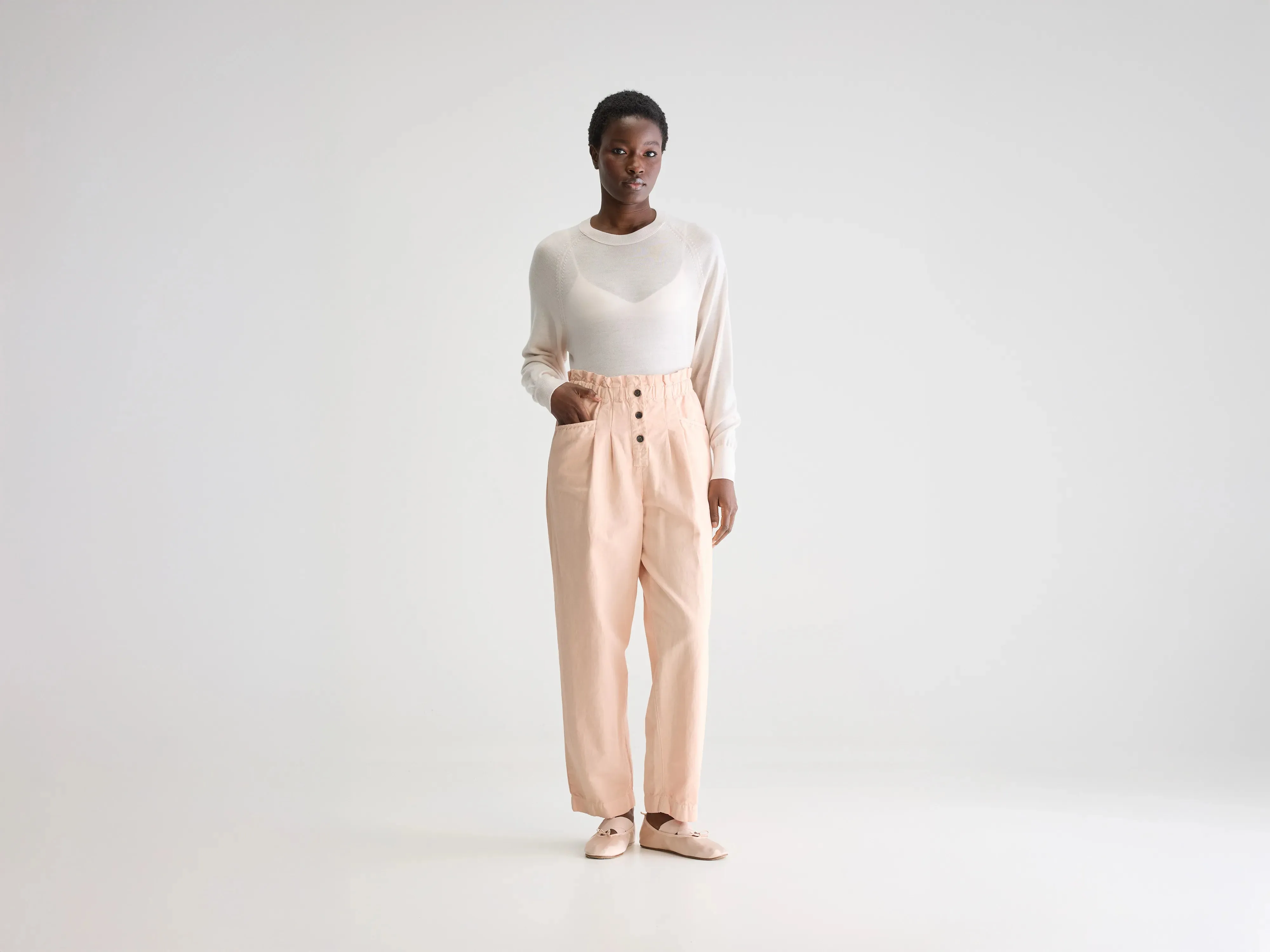 Lilow paperbag trousers (251 / W / SKIN) sold by Bellrose