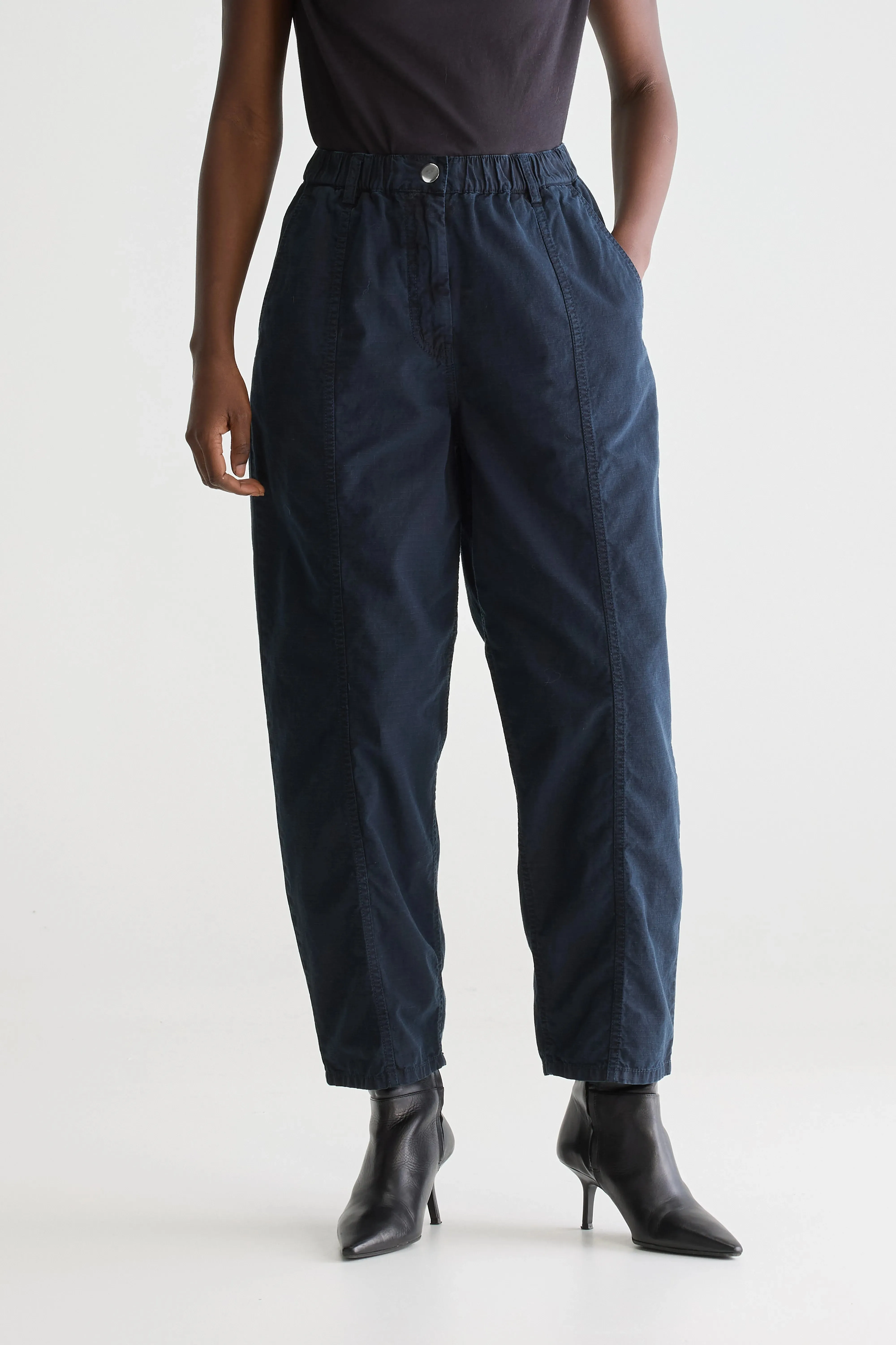 Wesly relaxed trousers (251 / W / NAVY) sold by Bellrose product image thumbnail 3
