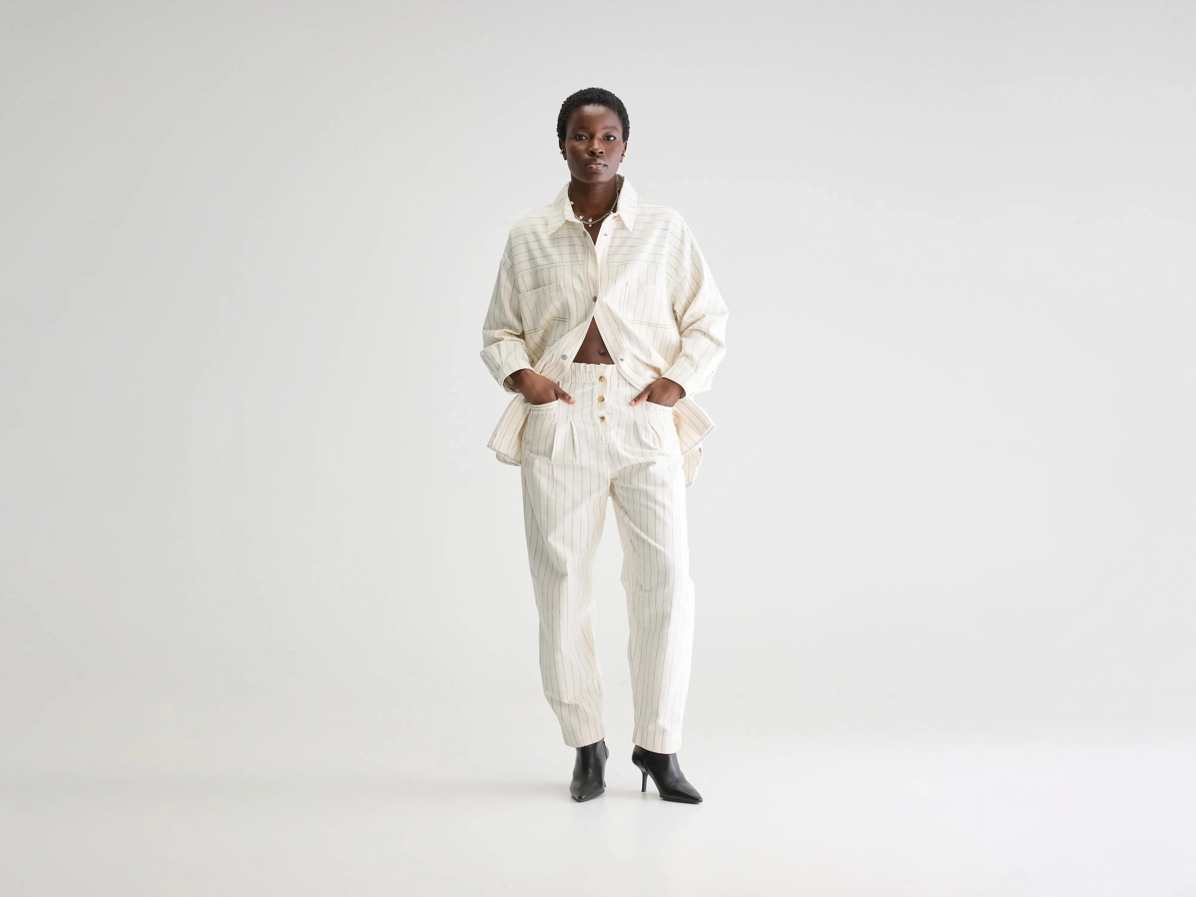 Lilo paperbag trousers (251 / W / STRIPE A) sold by Bellrose