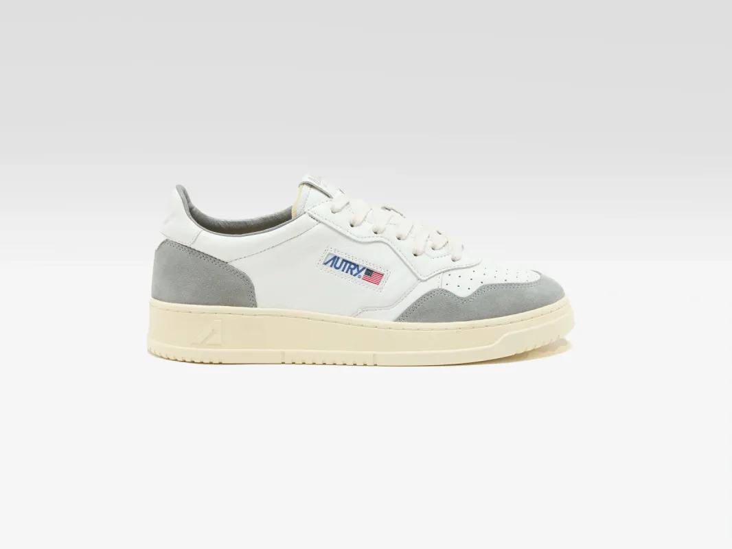Medalist Low for Men  (251 / M / GREY) sold by Bellrose