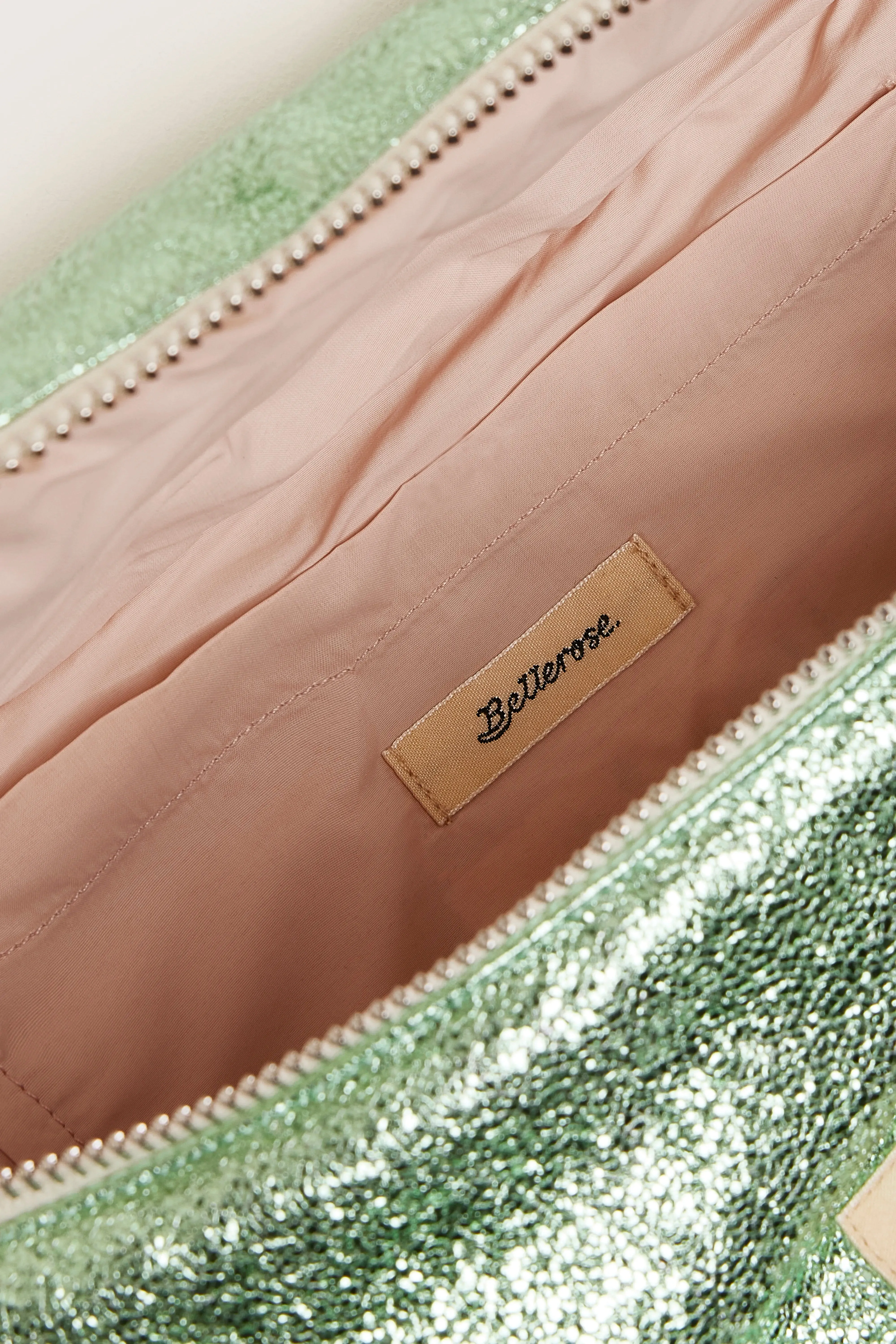 Heccy sling bag (251 / G / MALACHITE) sold by Bellrose product image thumbnail 4