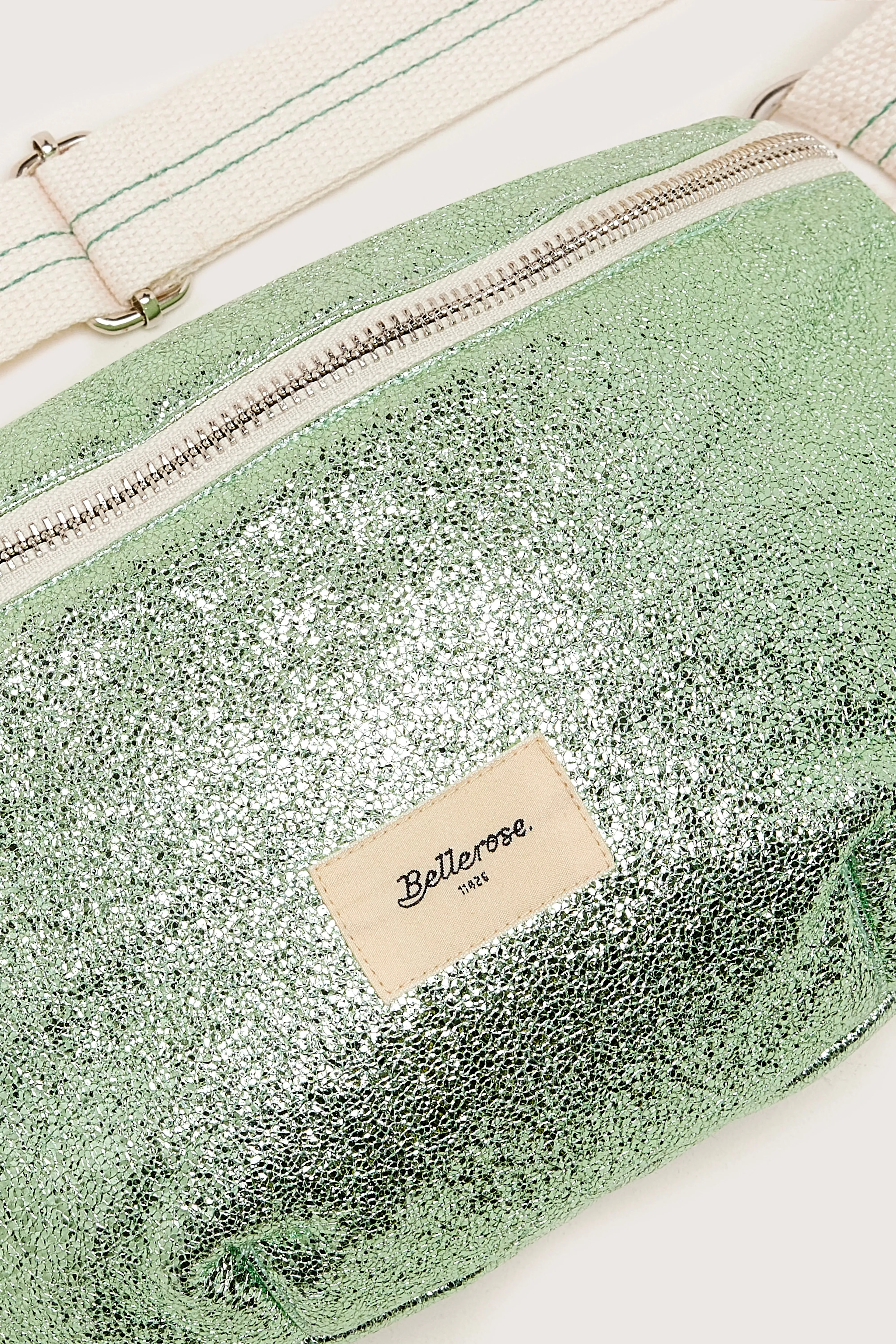 Heccy sling bag (251 / G / MALACHITE) sold by Bellrose product image thumbnail 5