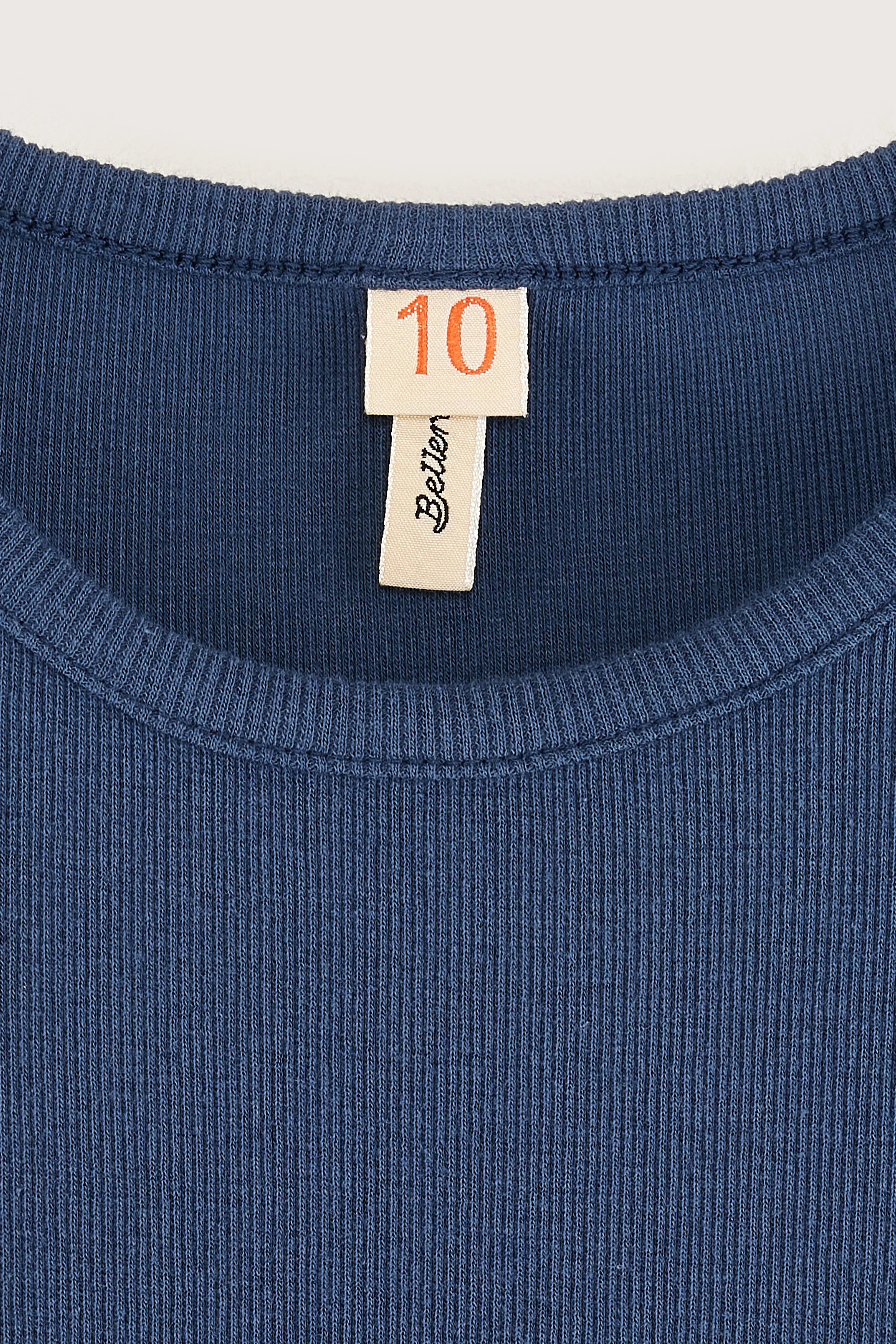 Famu sleeveless tank top (251 / G / BLUE JEANS) sold by Bellrose product image thumbnail 3