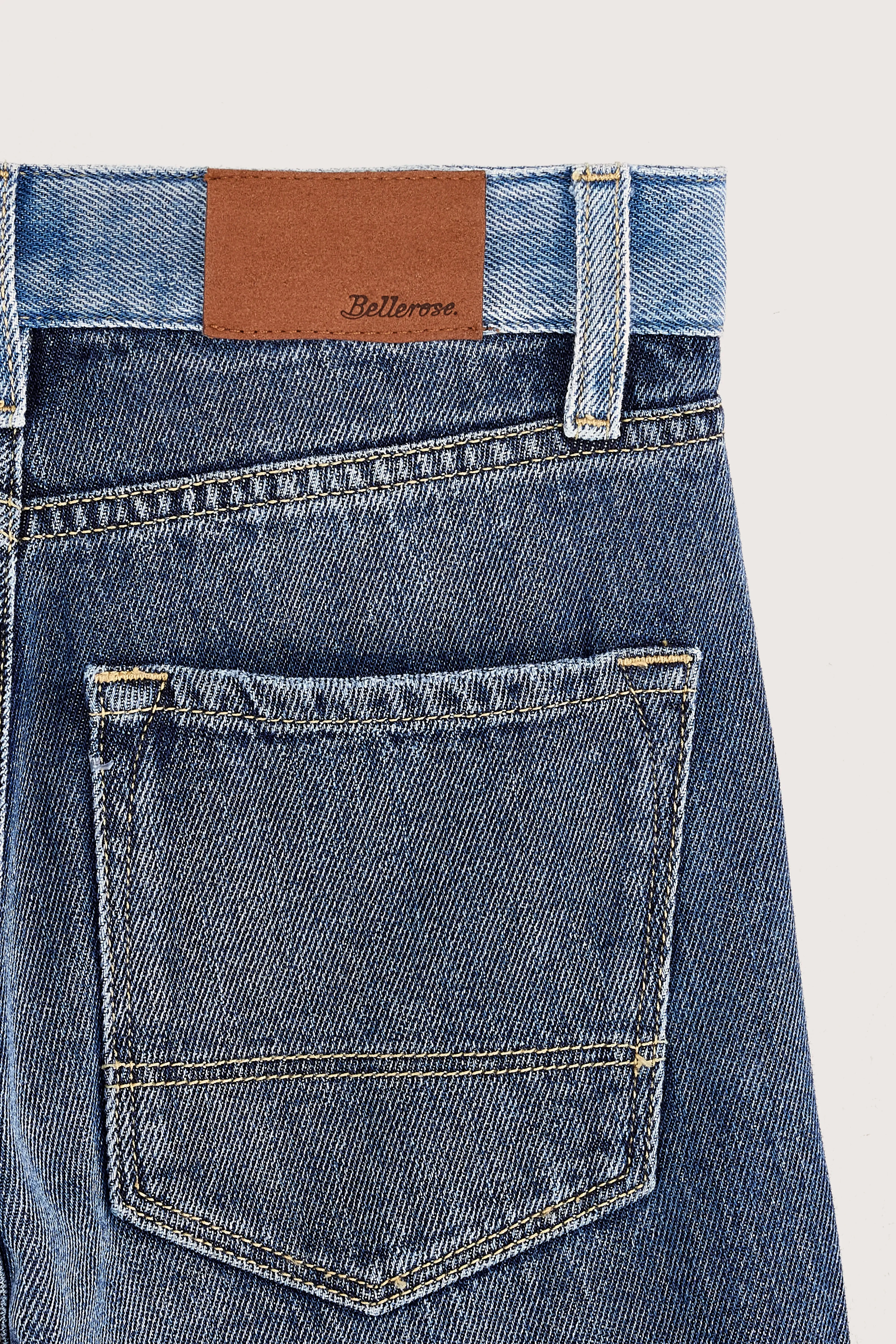 Wanda flared jeans (251 / G / MD BLUE BLEACH) sold by Bellrose product image thumbnail 4