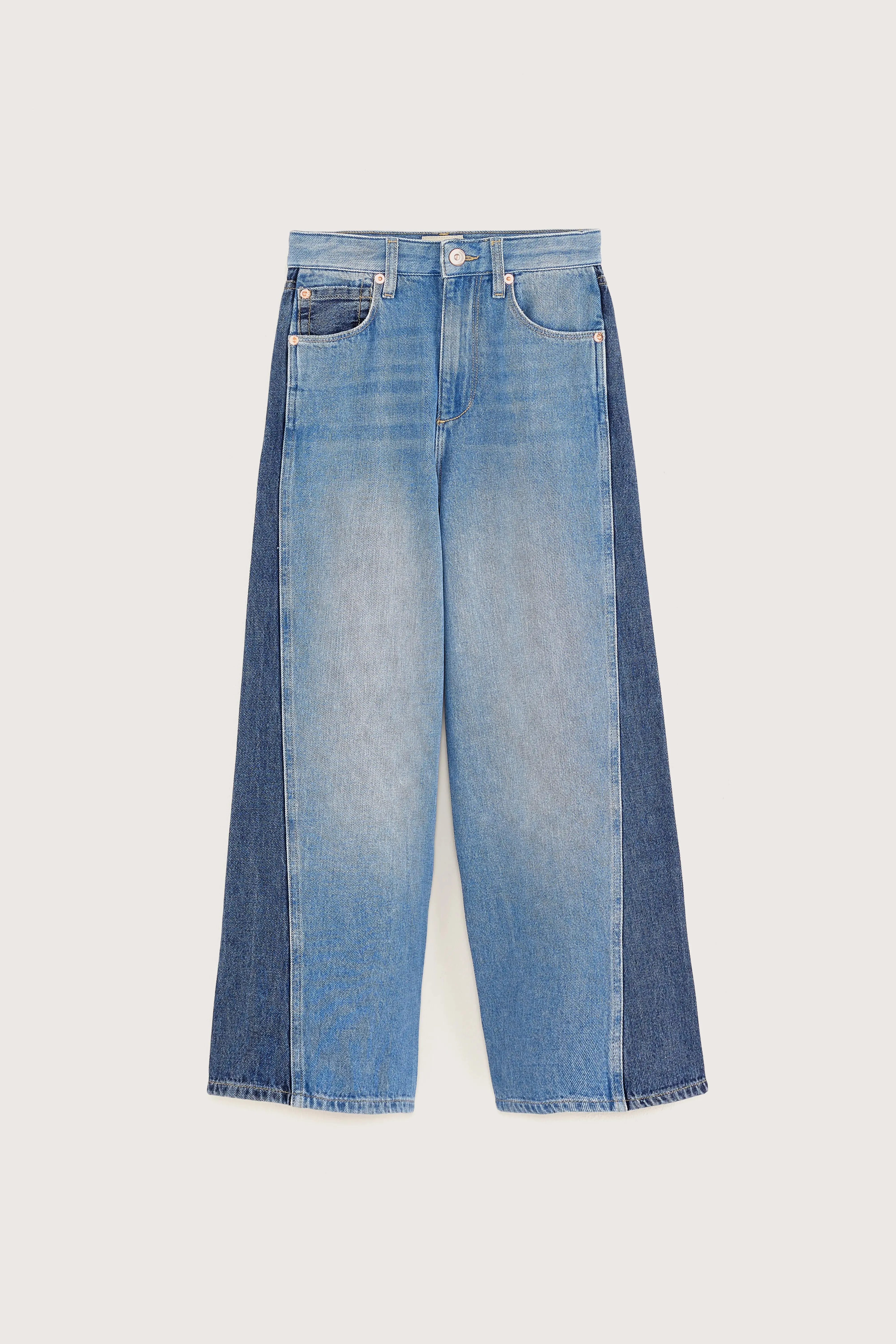 Wanda flared jeans (251 / G / MD BLUE BLEACH) sold by Bellrose product image thumbnail 2