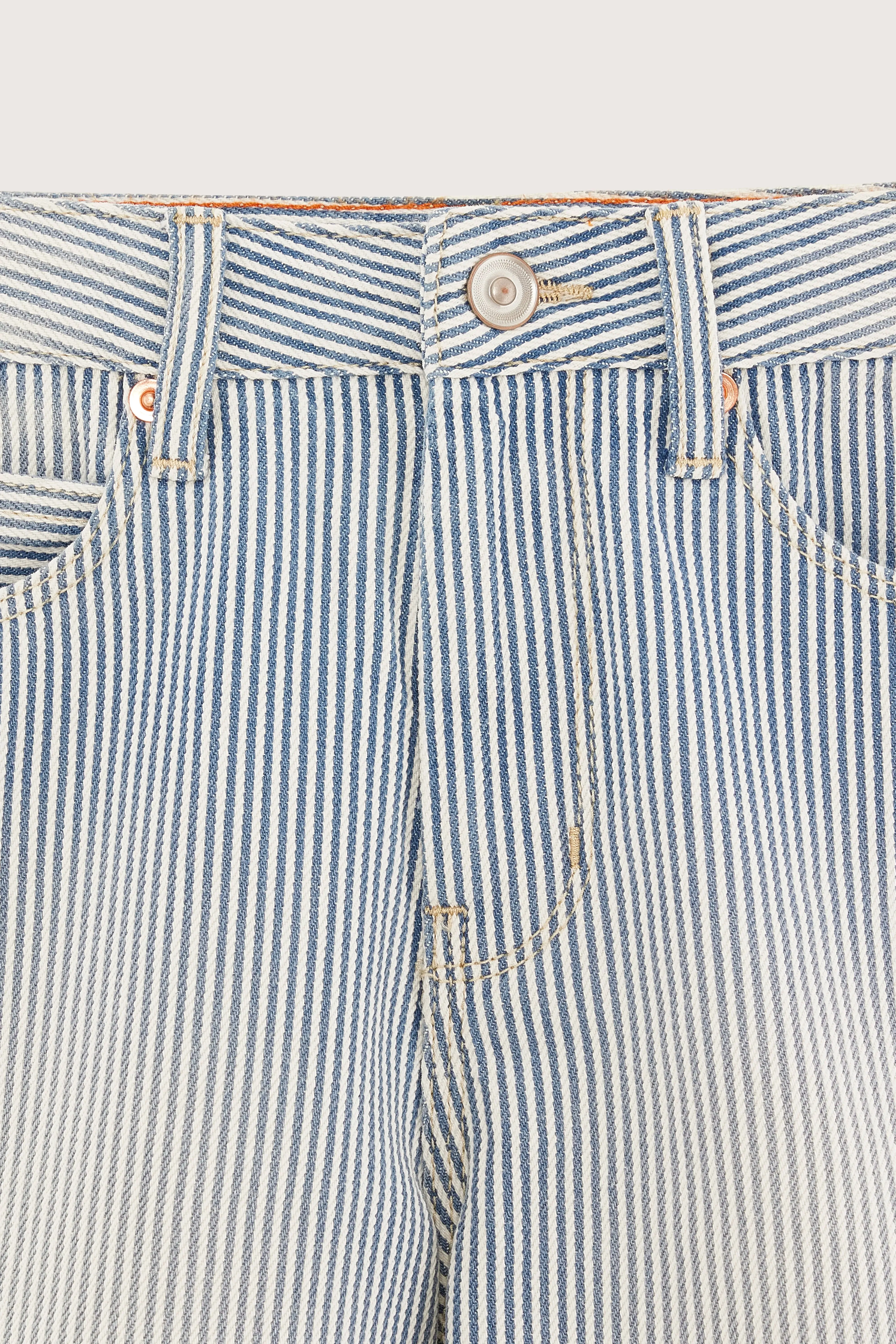 Peers denim shorts (251 / B / LT BLUE BLEACH) sold by Bellrose product image thumbnail 3