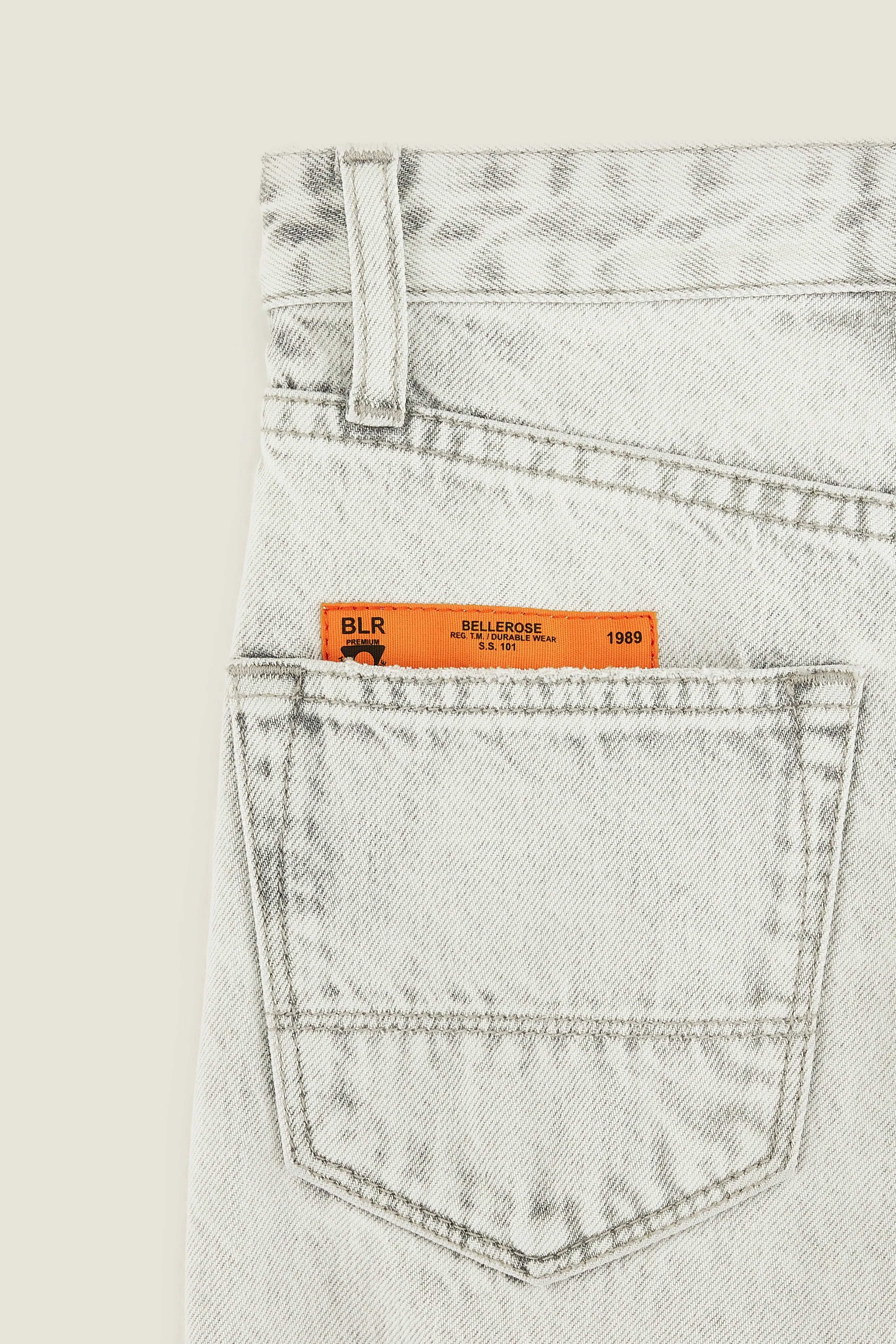 Peters wide jeans (251 / B / GREY BLEACH) sold by Bellrose product image thumbnail 4