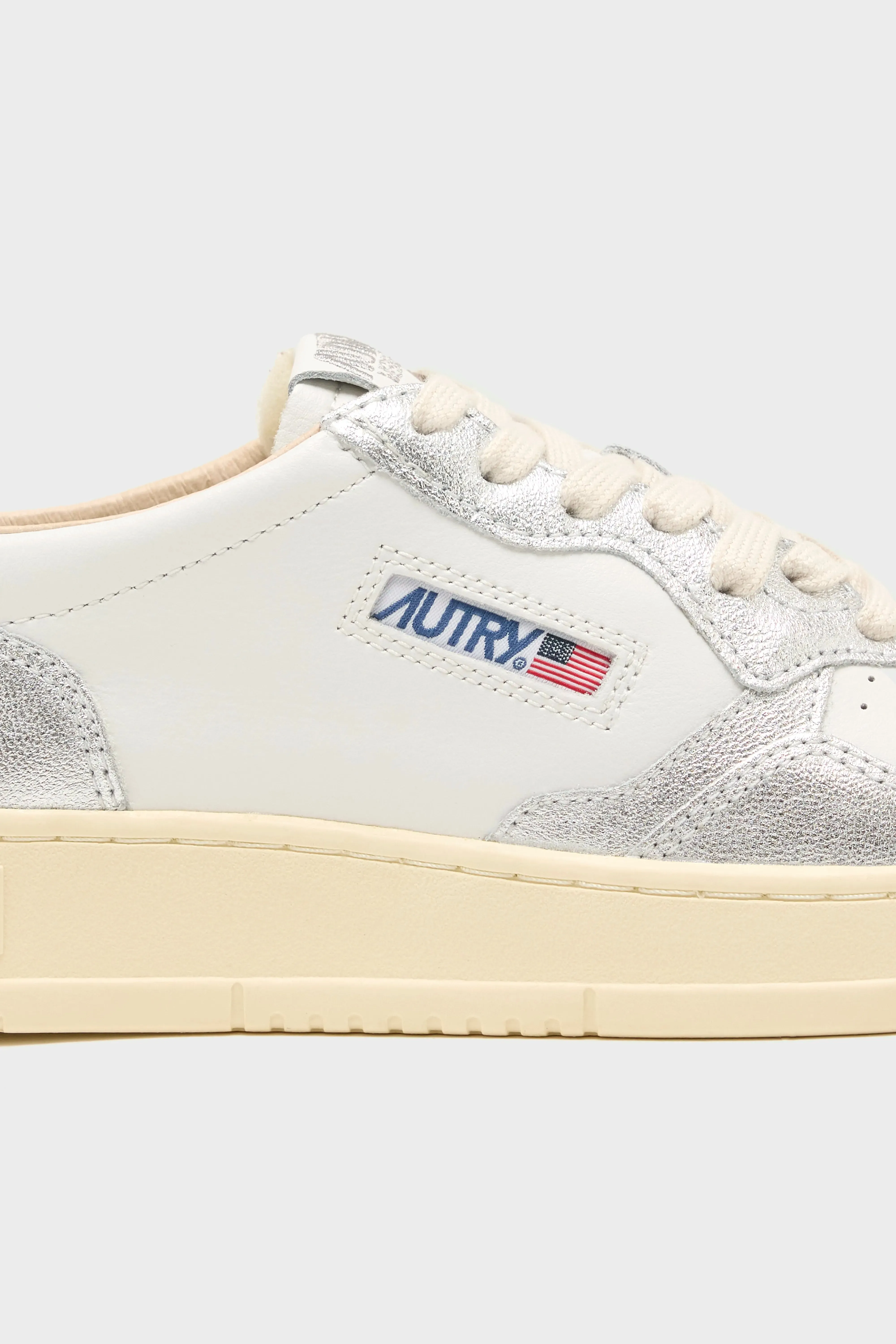 Medalist Low for Women (241 / W / SILVER) sold by Bellrose product image thumbnail 5