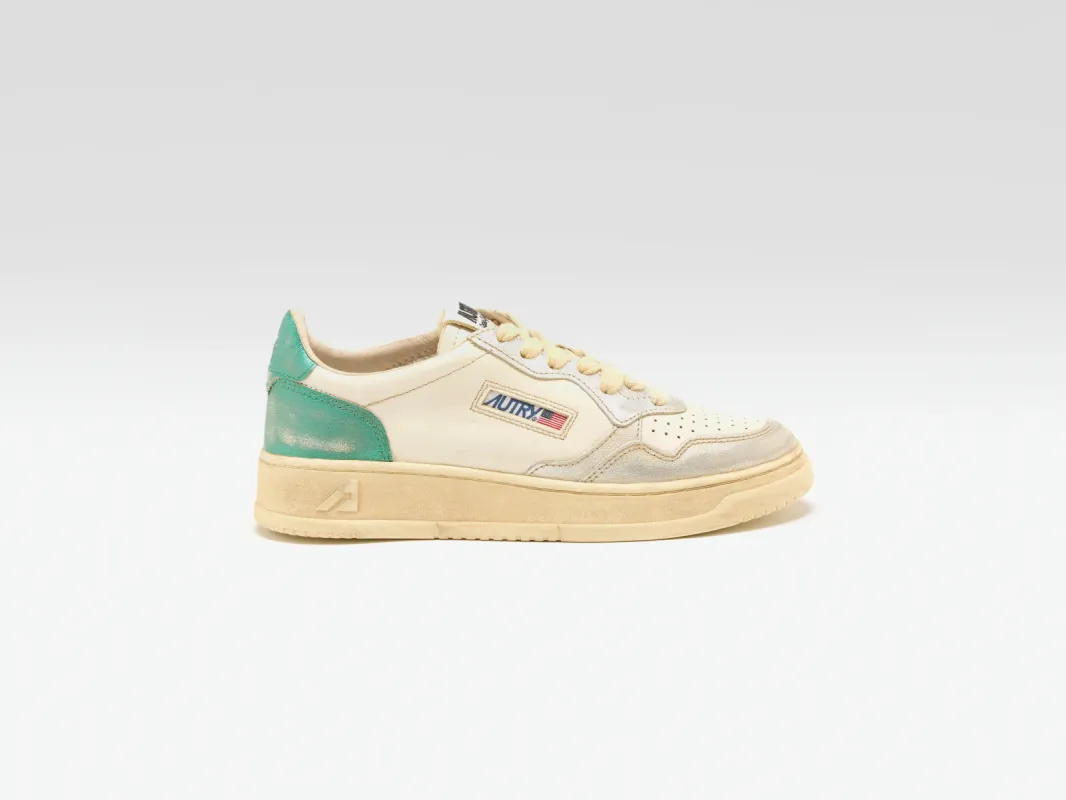 Medalist Low Super Vintage for Women  (251 / W / AQUA) sold by Bellrose