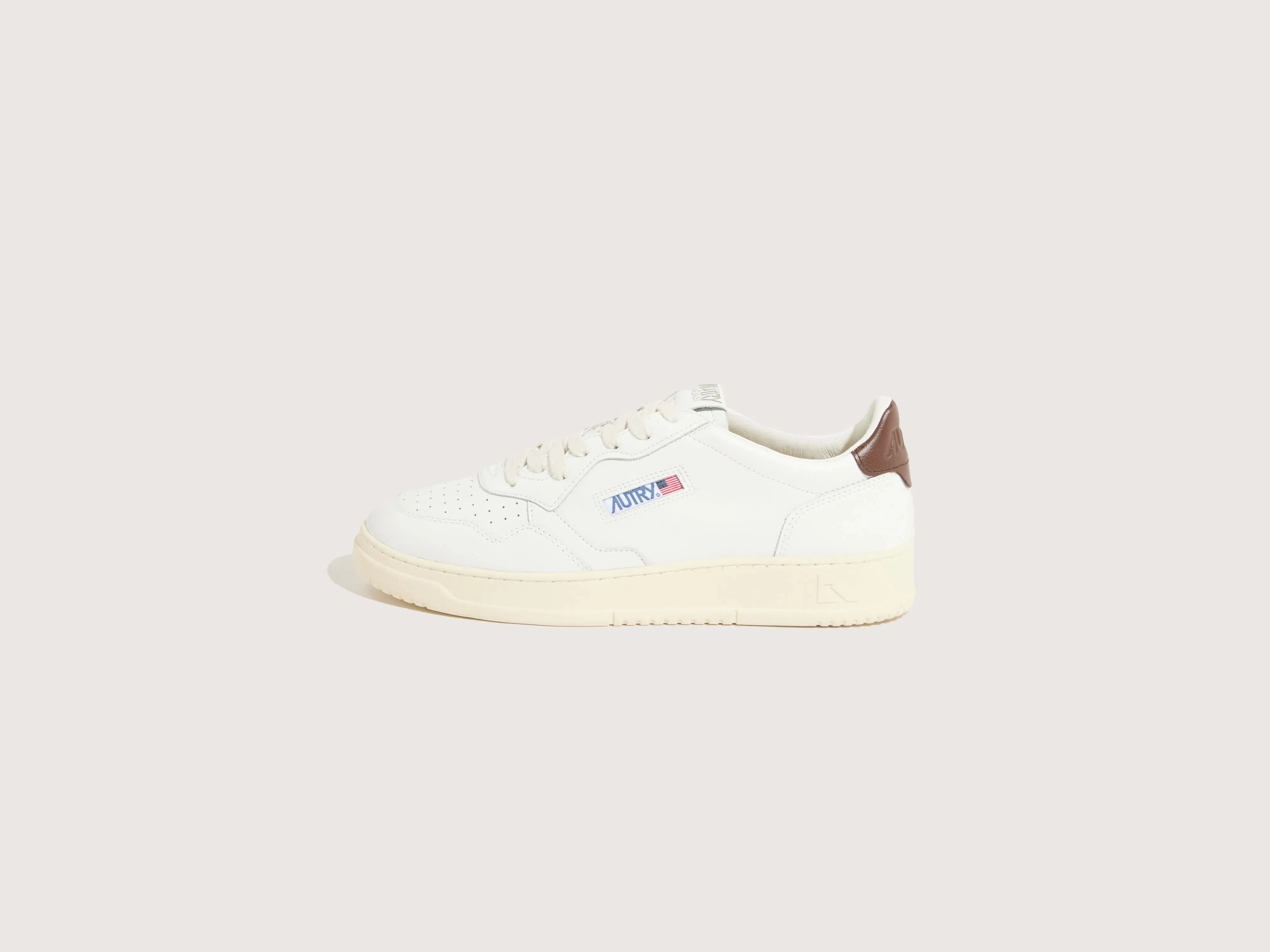 Medalist Low for Men (242 / M / BROWN) sold by Bellrose