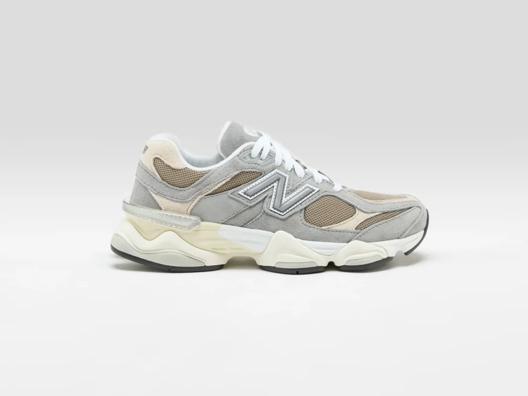 9060 for Women  (251 / W / GREY) sold by Bellrose