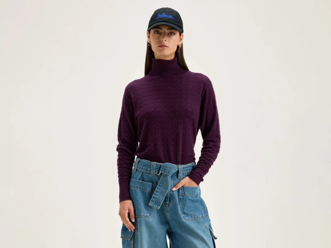 Run turtleneck sweater (242 / W / WINE) sold by Bellrose