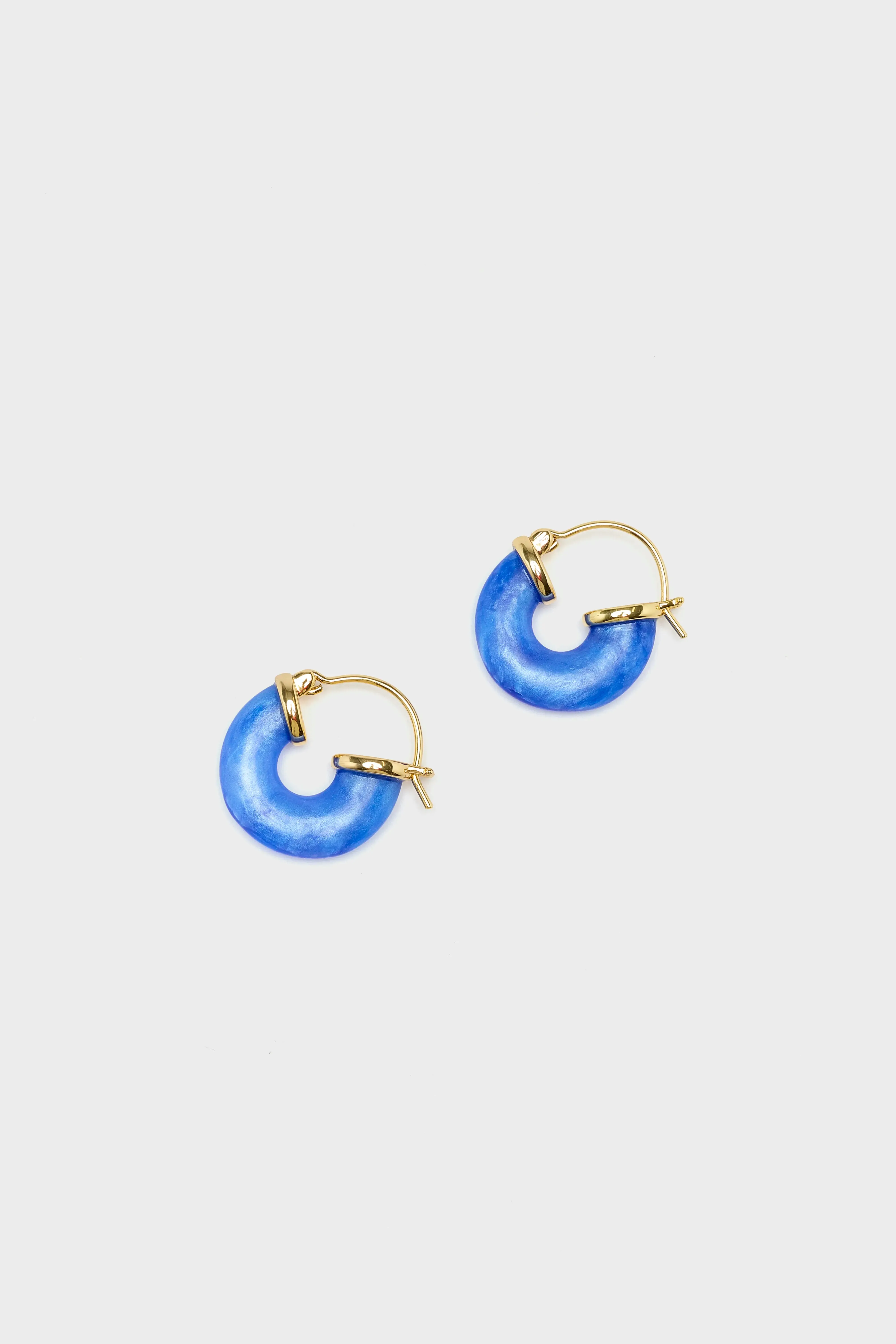 Petit Swell Hoop Earrings (251 / W / GOLD) sold by Bellrose product image thumbnail 2