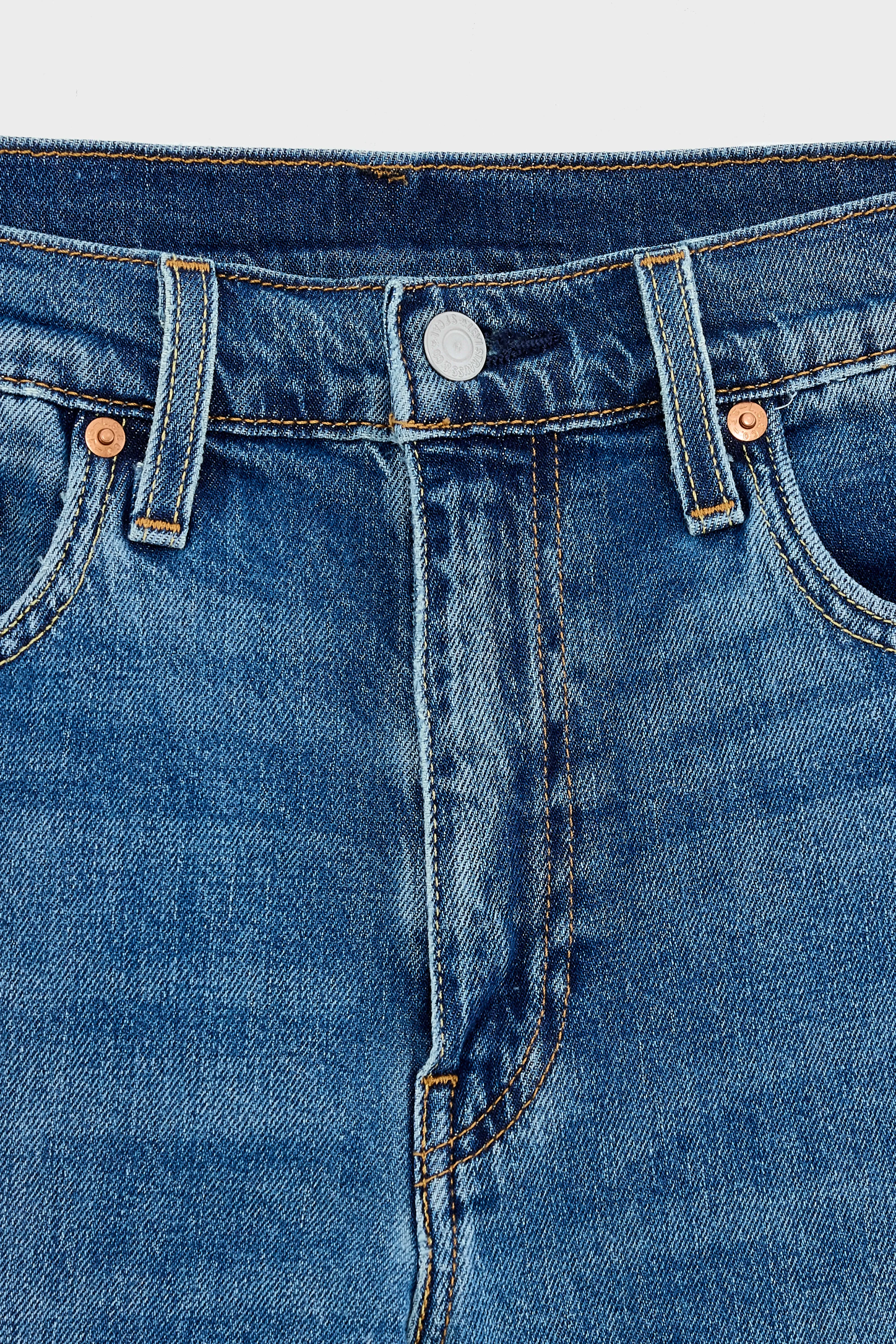 502® Taper Jeans (251 / M / MD BLUE RINSE) sold by Bellrose product image thumbnail 3