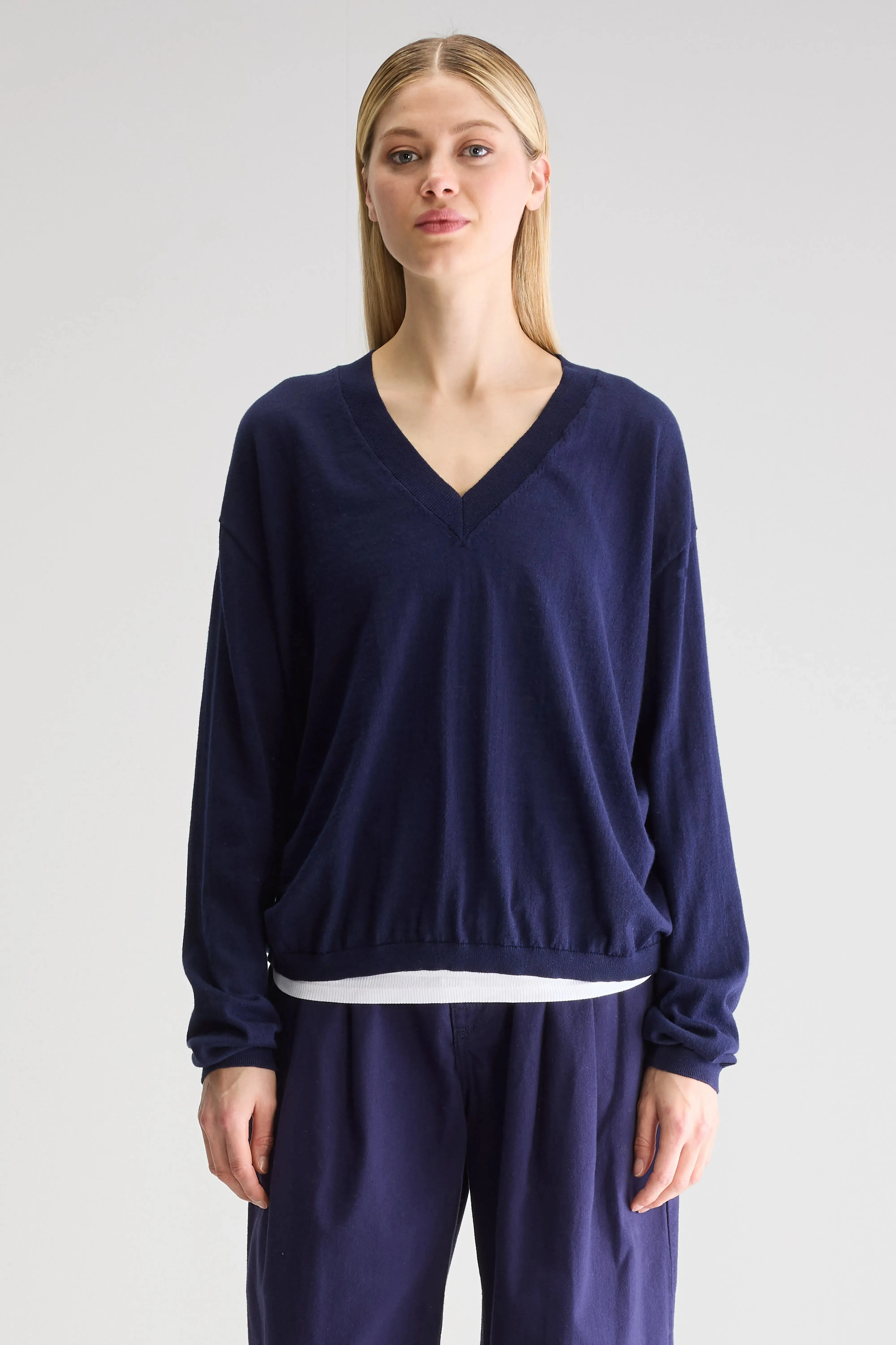 Alima v-neck sweater (251 / W / INK) sold by Bellrose product image thumbnail 2