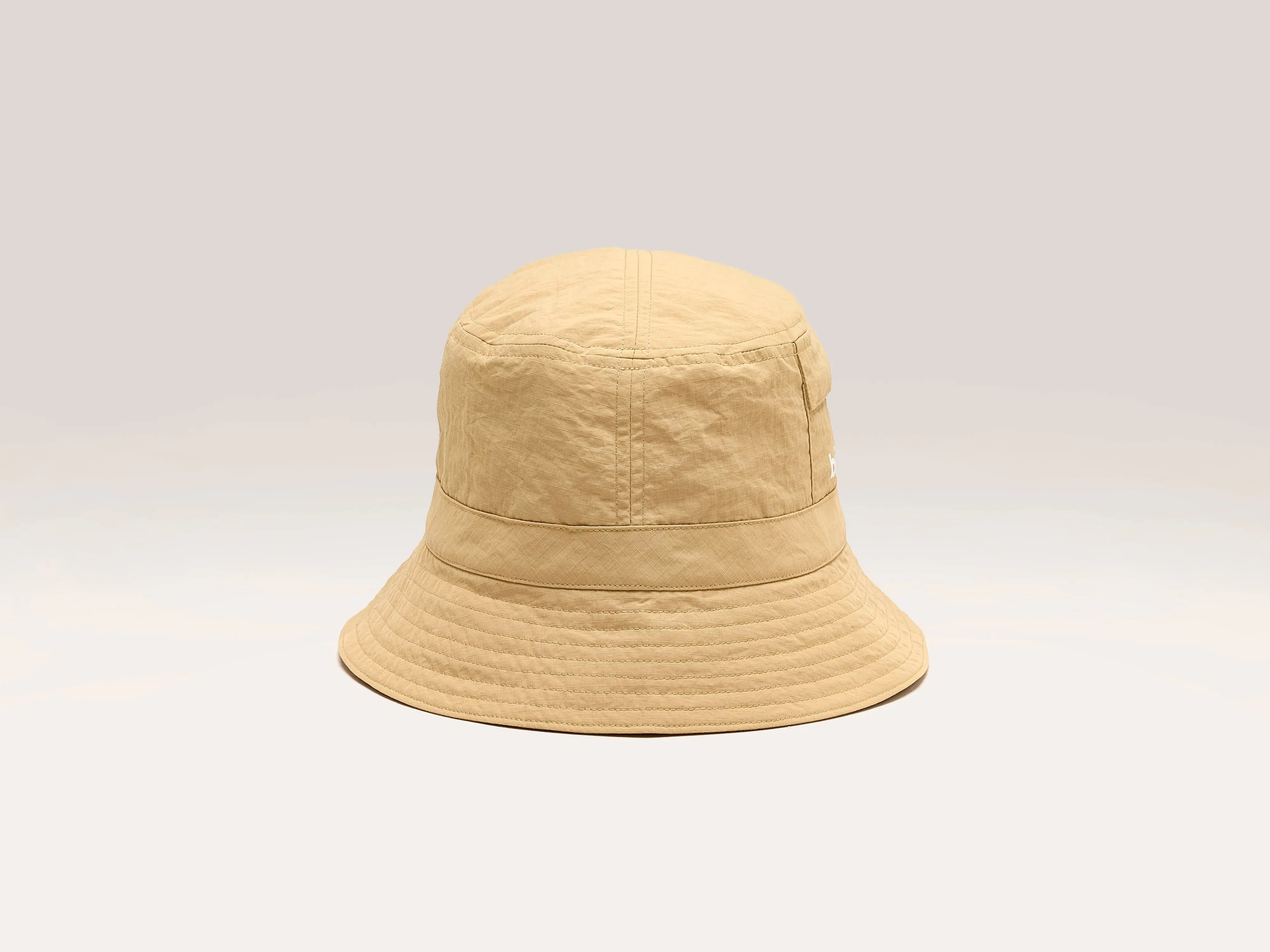 Hary bucket hat (251 / W / ANTIQUE GOLD) sold by Bellrose