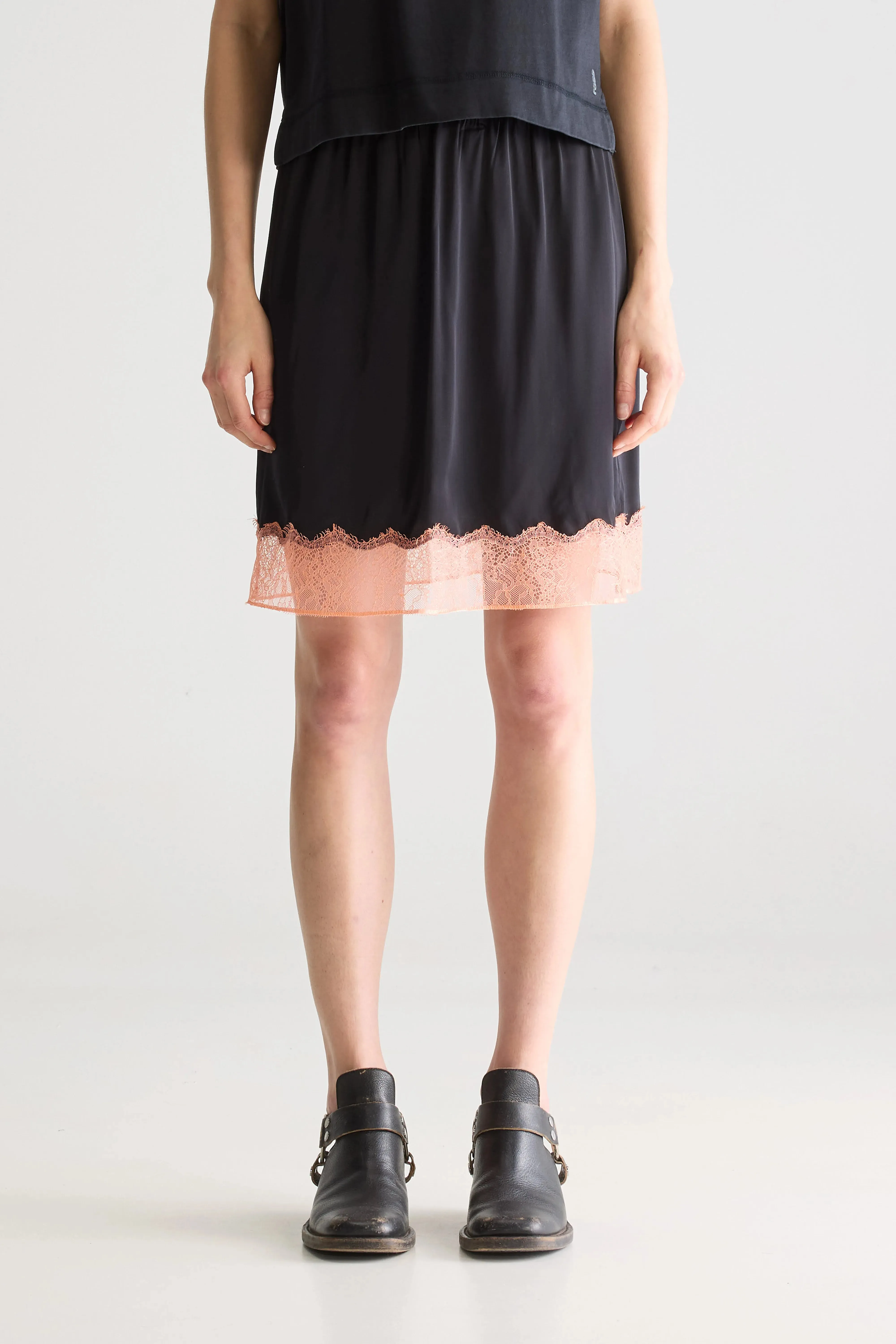 Haylin mini skirt (251 / W / BLACK) sold by Bellrose product image thumbnail 3