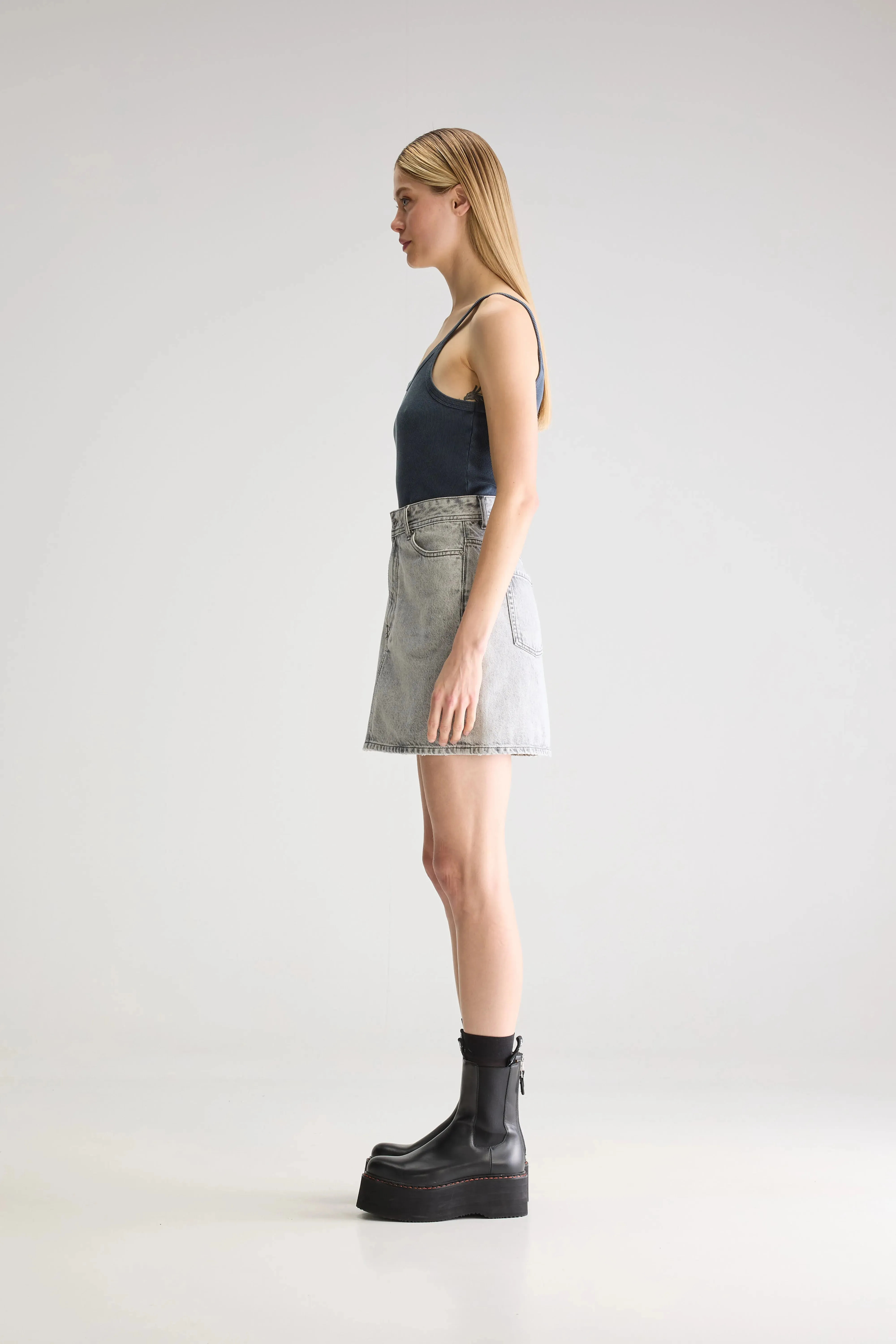Pipa mini denim skirt (251 / W / USED GREY) sold by Bellrose product image thumbnail 5