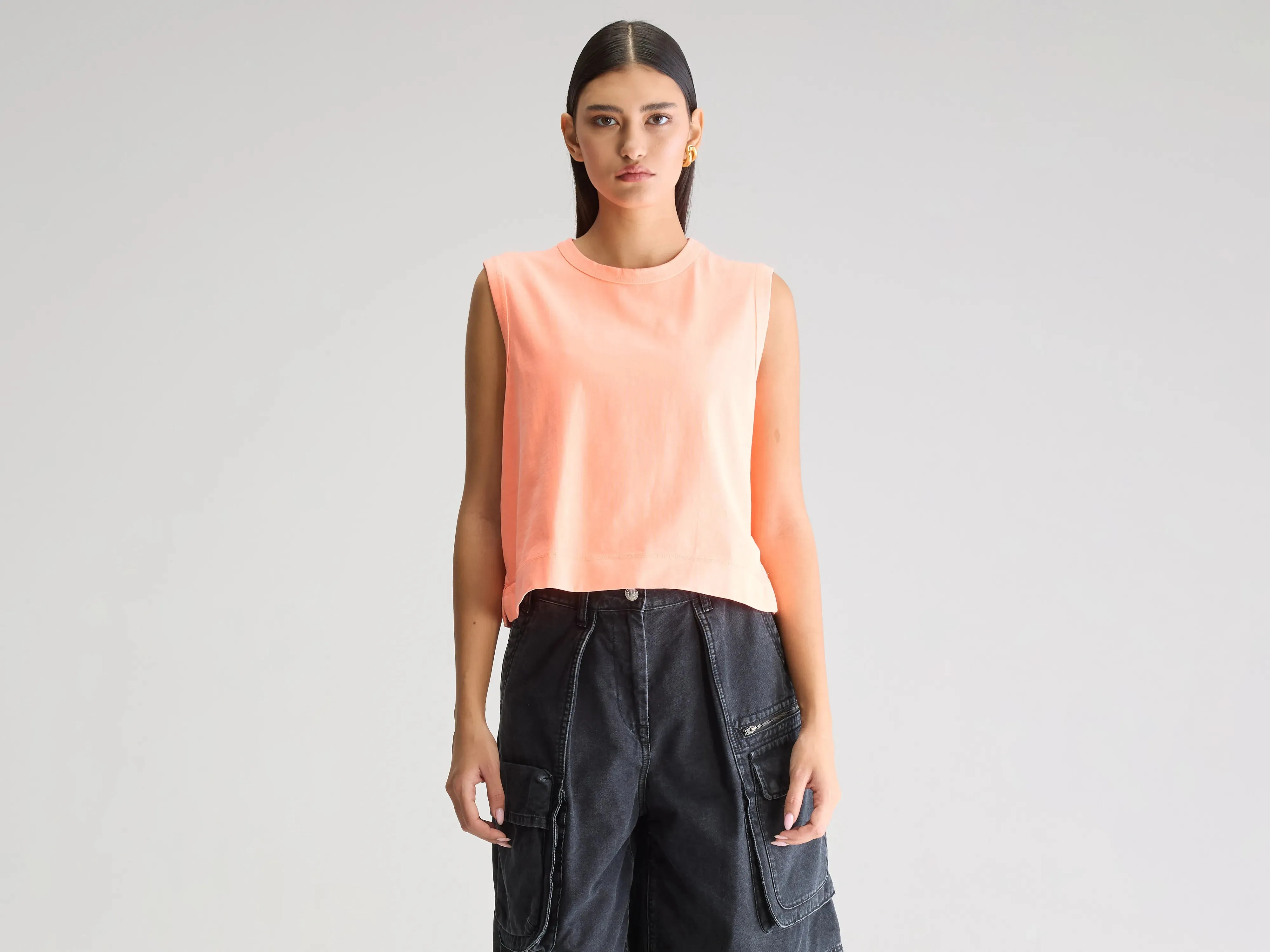 Cuare regular tank top (251 / W / EXOTIC WASH) sold by Bellrose