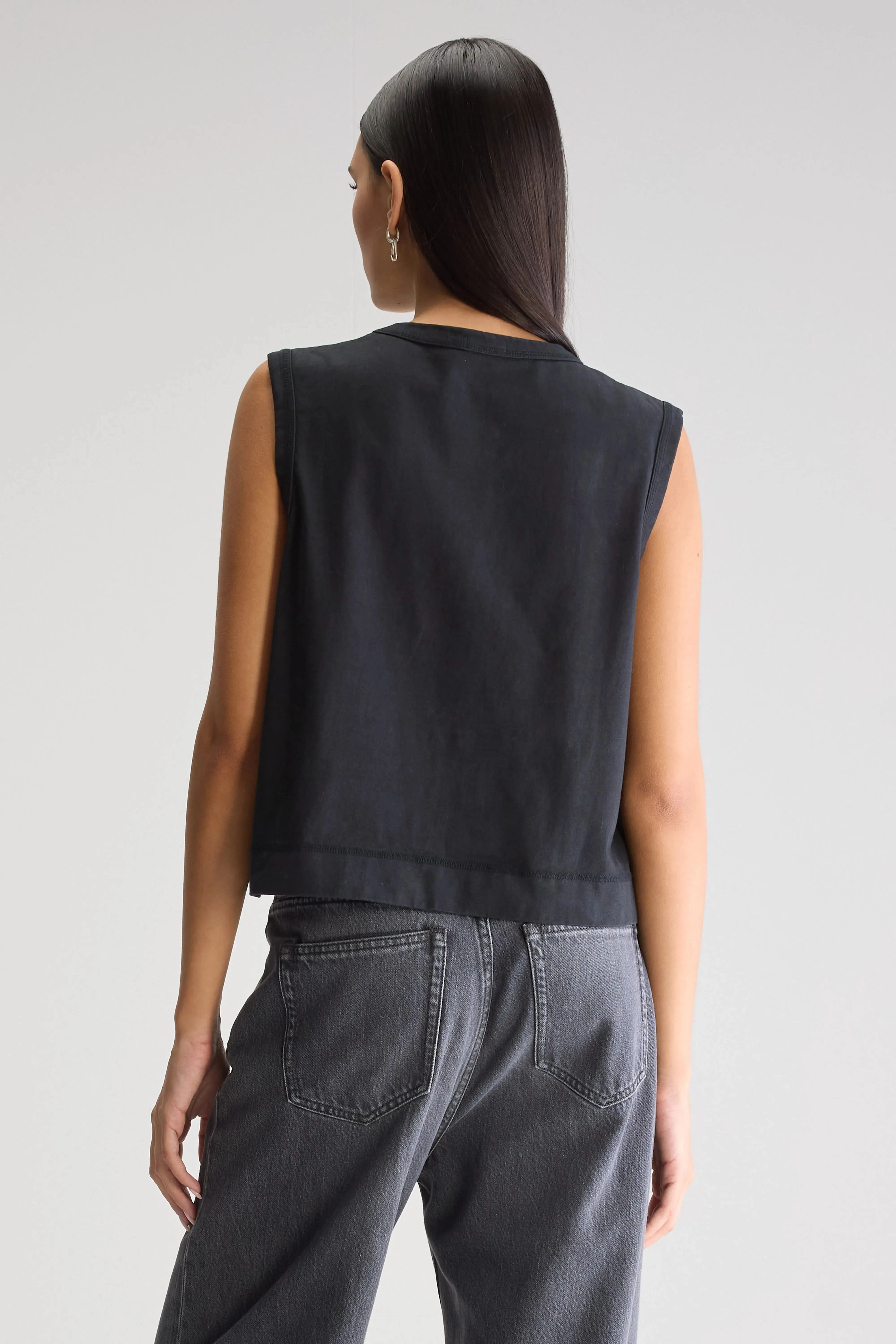 Cuare regular tank top (251 / W / BLACK BEAUTY) sold by Bellrose product image thumbnail 4