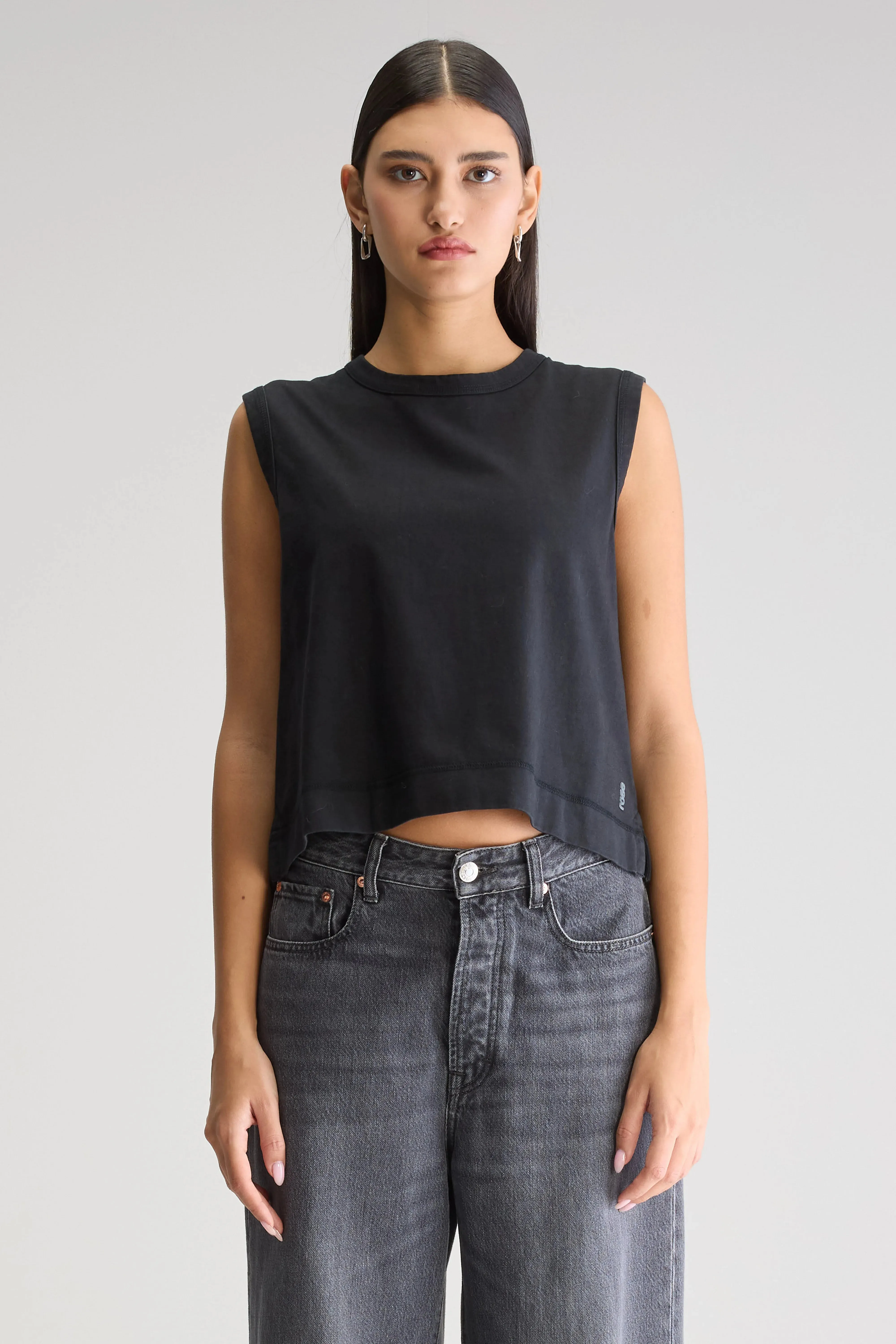 Cuare regular tank top (251 / W / BLACK BEAUTY) sold by Bellrose product image thumbnail 2