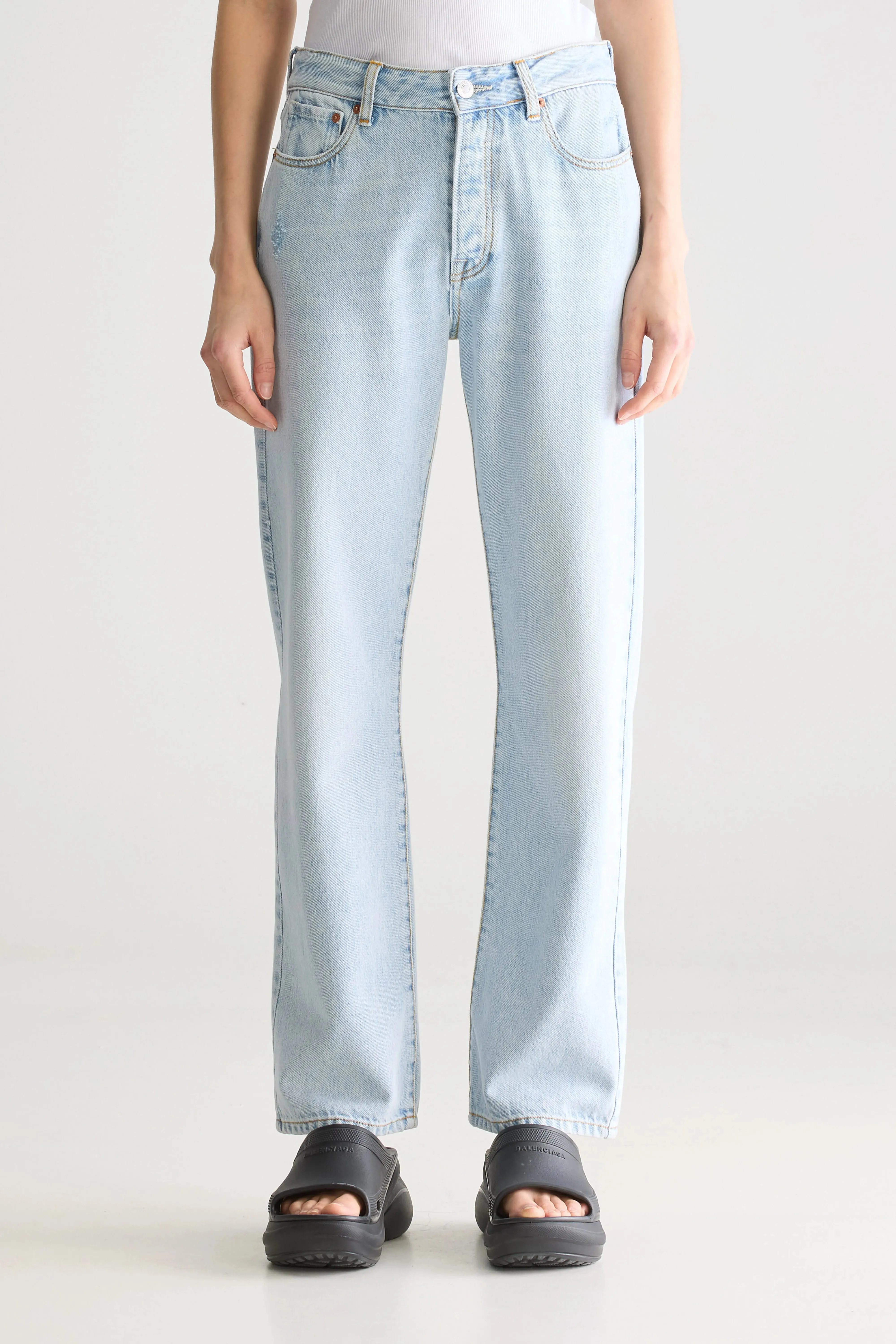 Denim N. 32 straight jeans (252 / W / USED LT BLUE) sold by Bellrose product image thumbnail 3