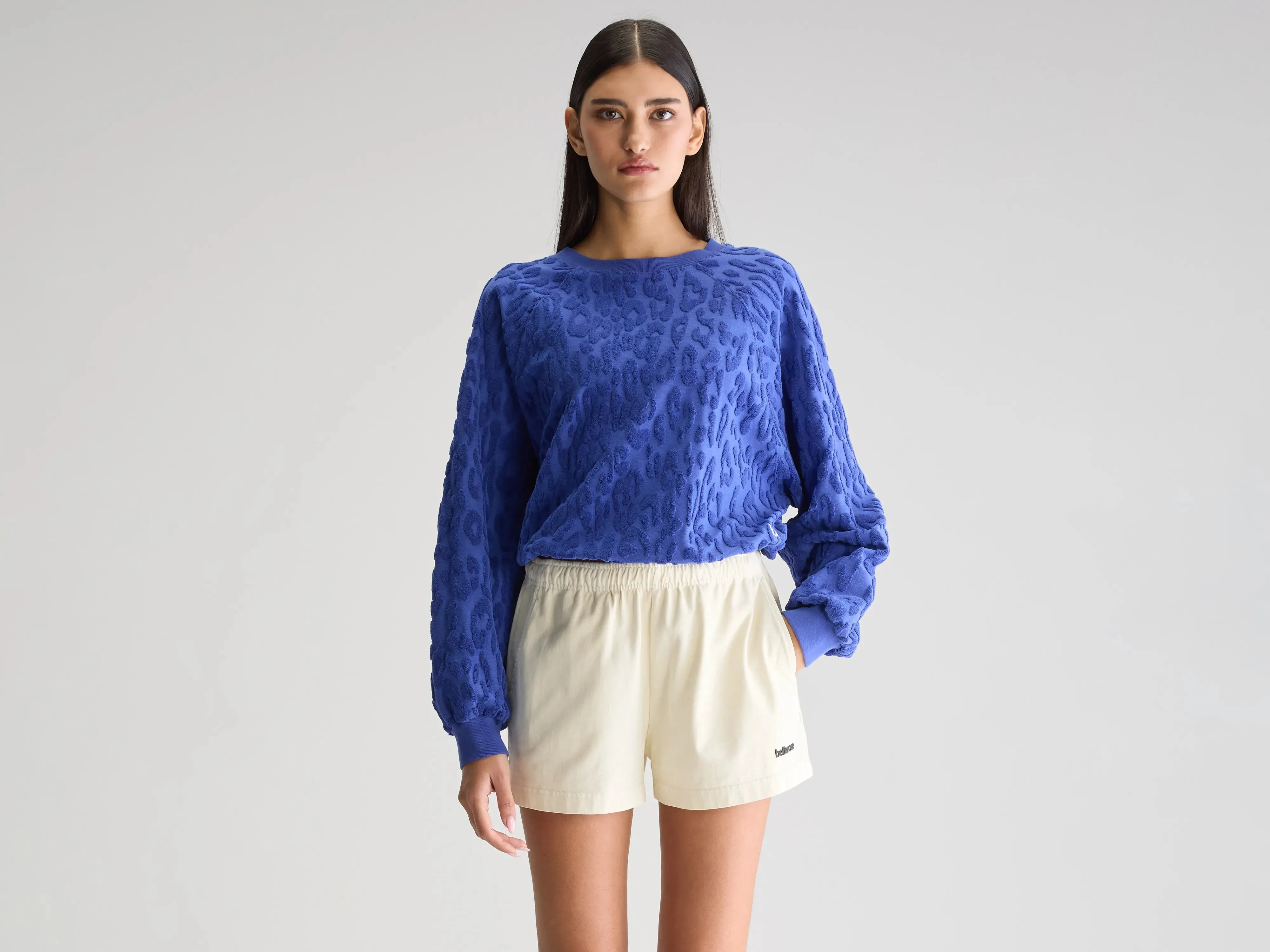 Vatti cropped sweatshirt (251 / W / BLUEWORKER) sold by Bellrose