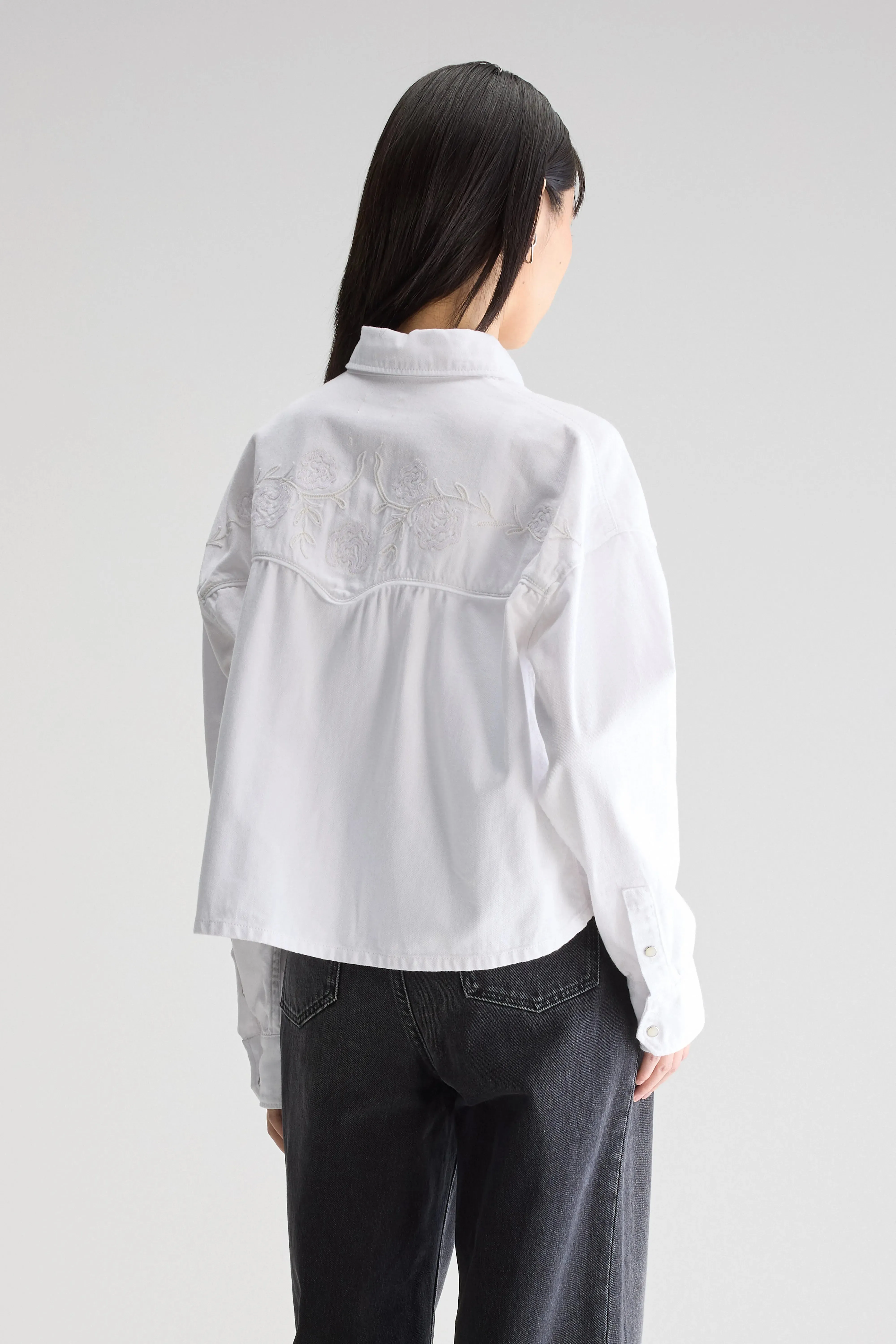 Polaris cropped denim shirt (251 / W / WHITE) sold by Bellrose product image thumbnail 4