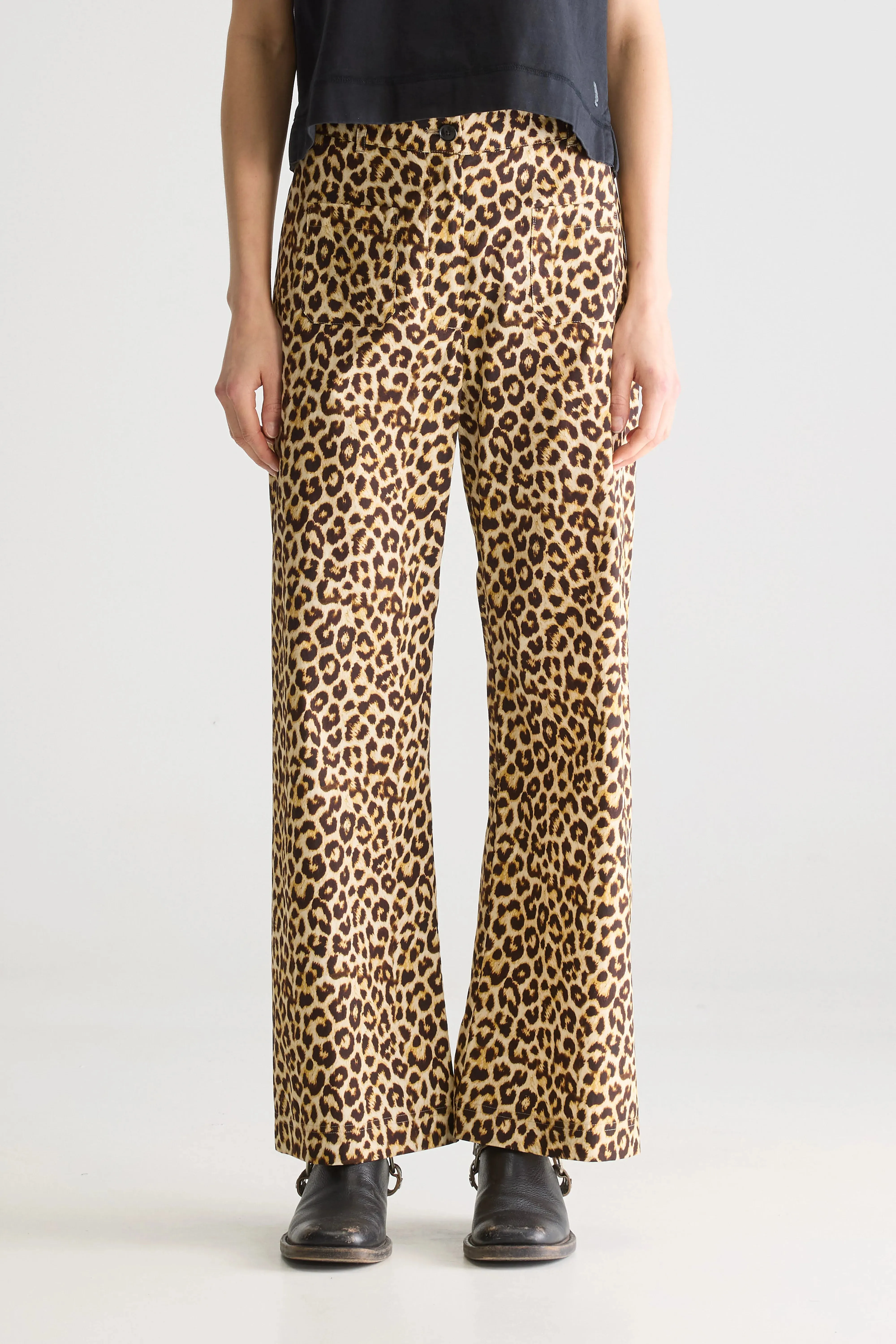 Vivia leopard trousers (251 / W / DISPLAY J) sold by Bellrose product image thumbnail 3